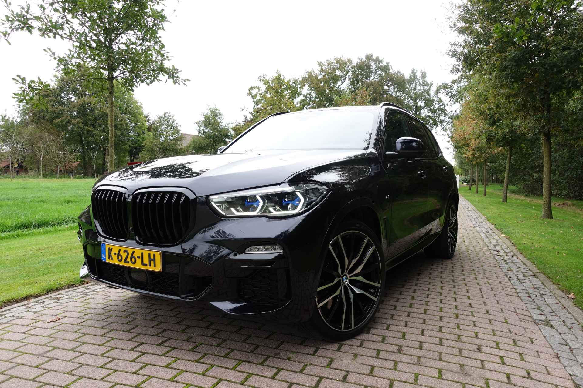 BMW X5 xDrive45e M-Sport High Executive 22 Inch, Pano, Laser, Head-up, H&K, Soft close, Panorama -glasdak Sky Longe, 1 eigenaar Ned Auto. verw. Bekerhouders. - 1/58