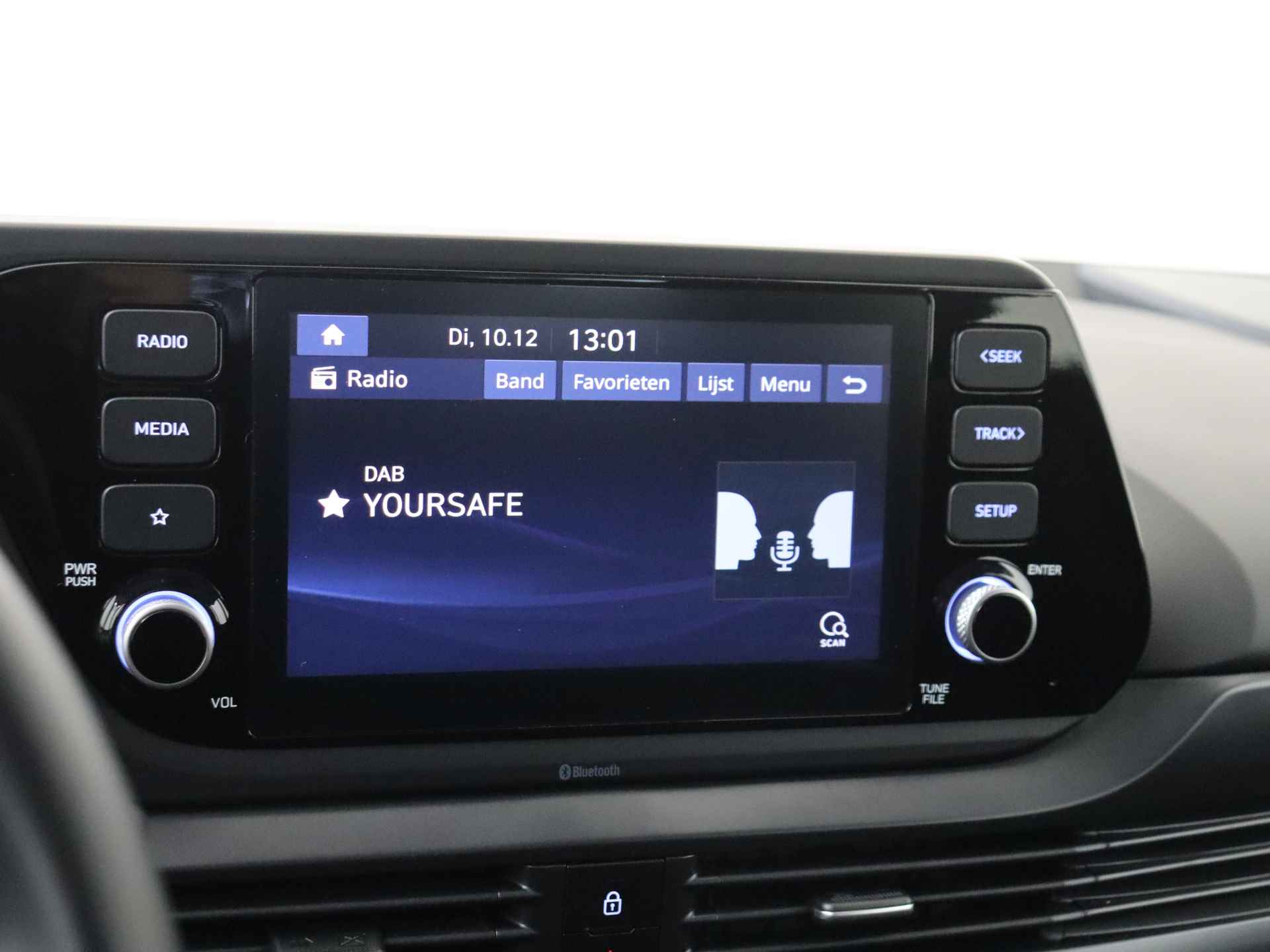 Hyundai i20 1.0 T-GDI Comfort Automaat | Navigatie by App | Airco | Lichtmetalen Velgen Ypenburg - 16/39