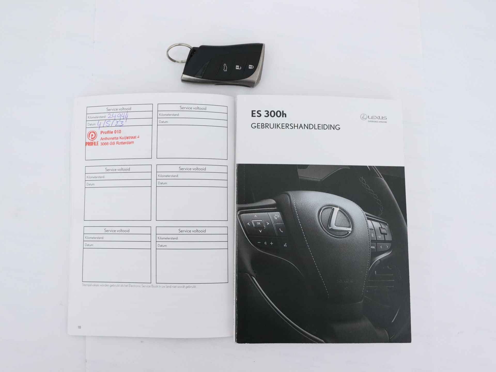 Lexus ES 300h Preference Line | Stoelverwarming | Apple CarPlay / Android Auto | Schuifdak | - 12/42