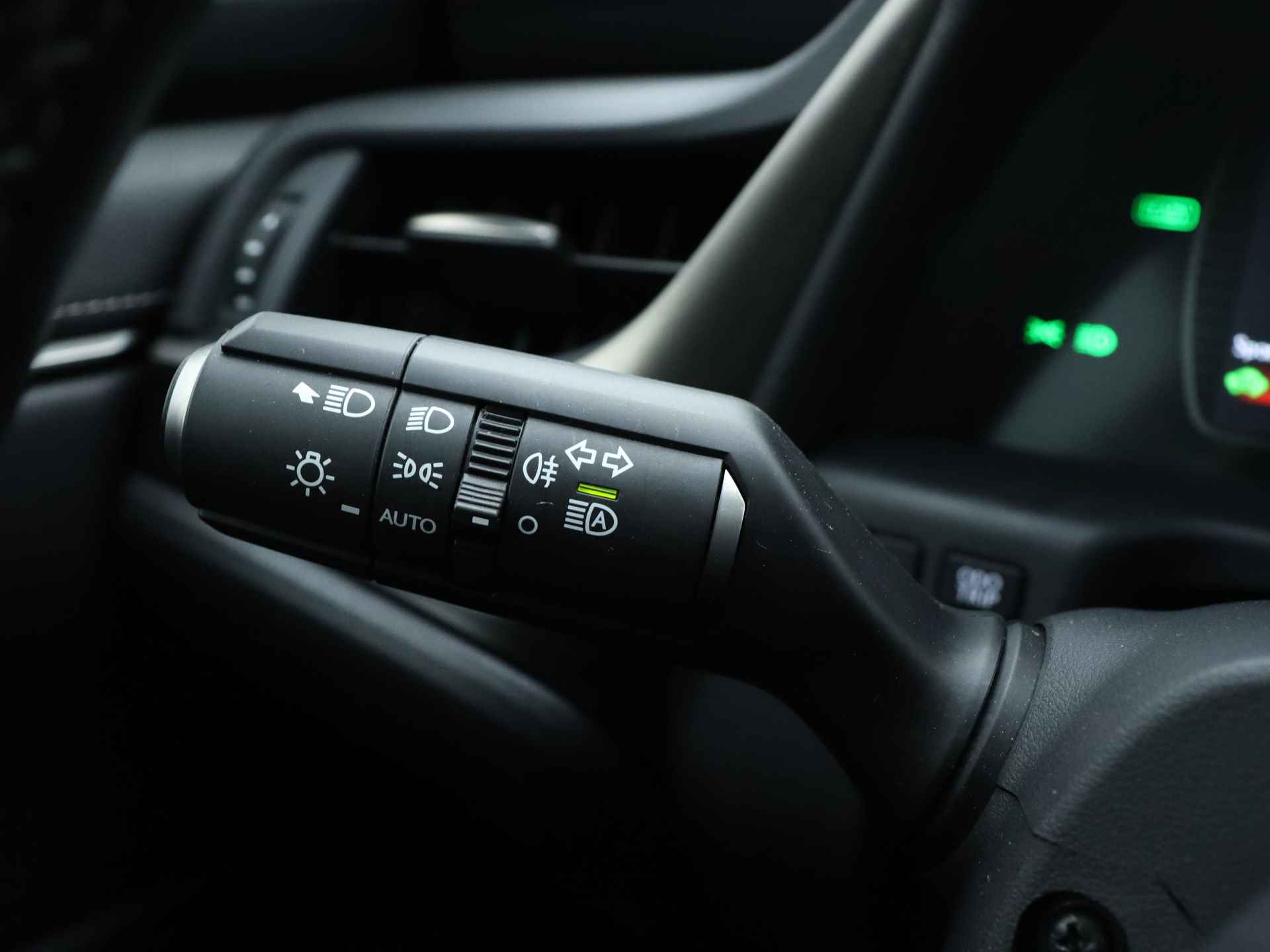 Lexus ES 300h Preference Line | Stoelverwarming | Apple CarPlay / Android Auto | Schuifdak | - 20/42