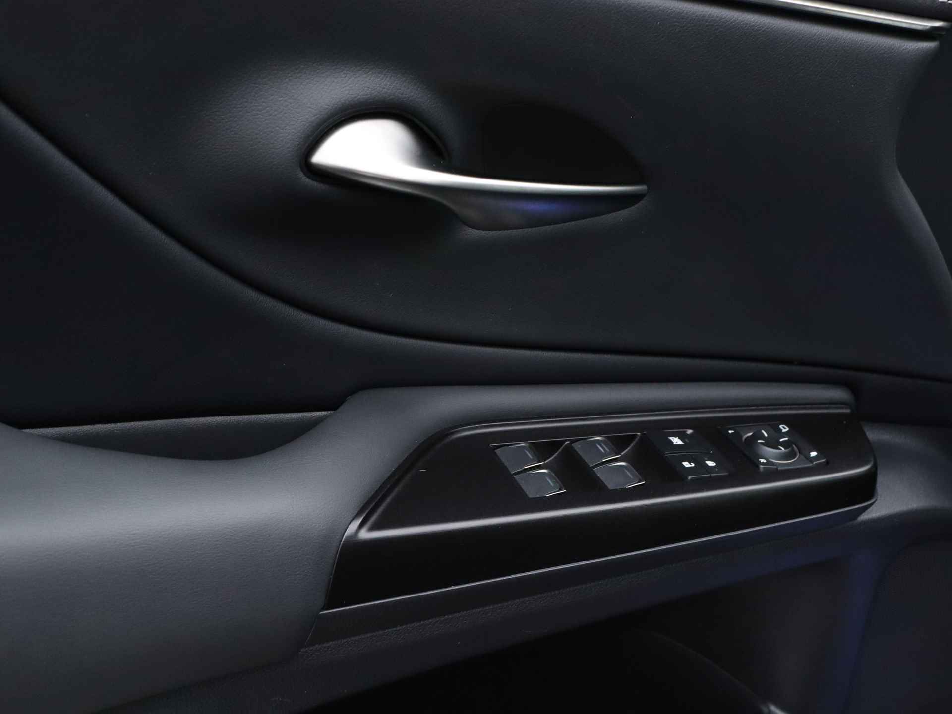 Lexus ES 300h Preference Line | Stoelverwarming | Apple CarPlay / Android Auto | Schuifdak | - 28/42