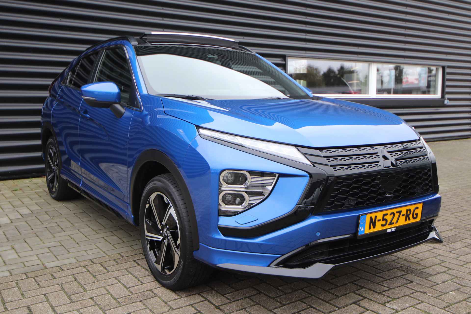 Mitsubishi Eclipse Cross 2.4 PHEV Prestige LTD Black Edition Trekhaak / Carbon-pakket / Panoramadak - 42/79