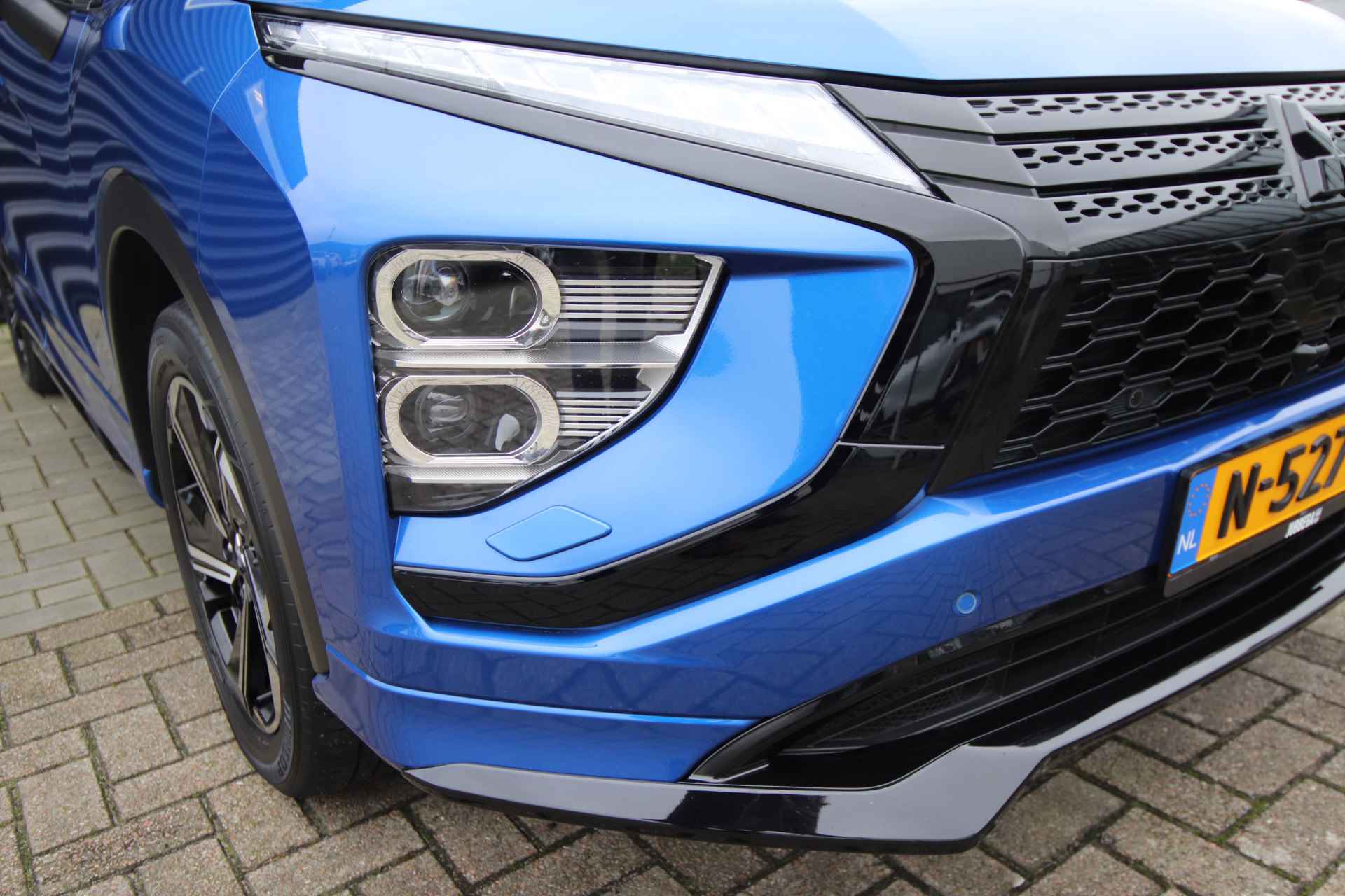 Mitsubishi Eclipse Cross 2.4 PHEV Prestige LTD Black Edition Trekhaak / Carbon-pakket / Panoramadak - 43/79