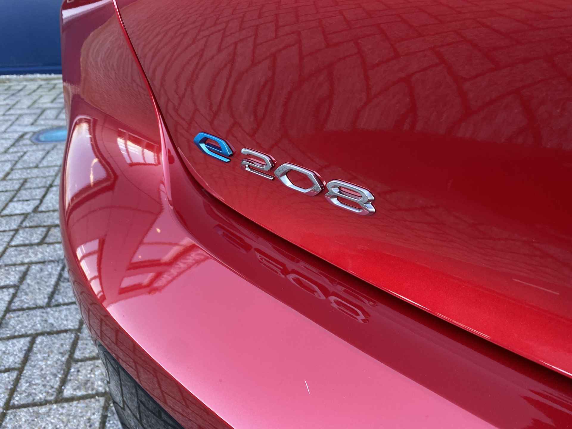 Peugeot e-208 EV GT 50 kWh | Navigatie | Climate | Keyless | Pano | Sensoren + Camera | Carplay | Stoelverwarming - 11/37
