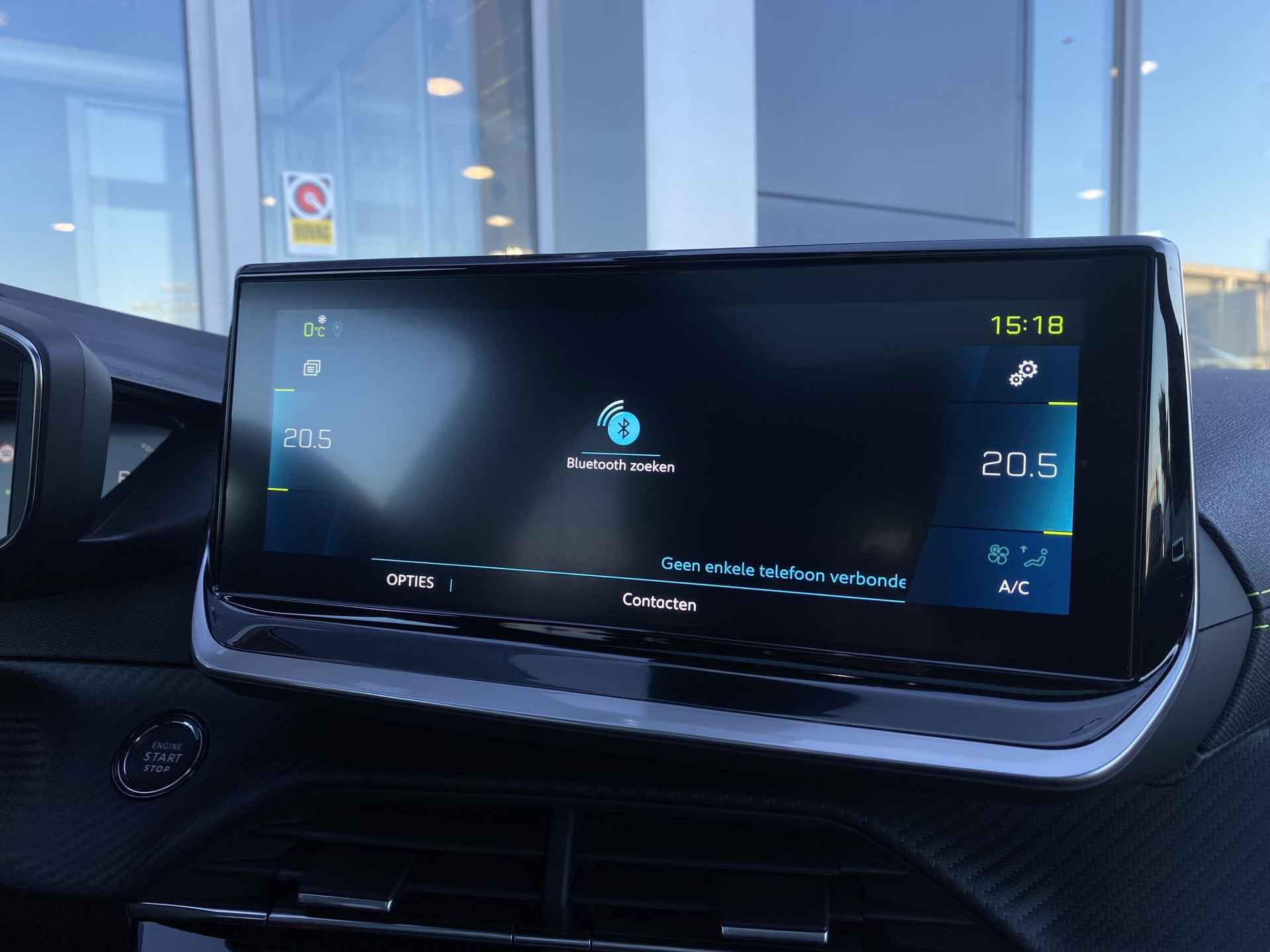 Peugeot e-208 EV GT 50 kWh | Navigatie | Climate | Keyless | Pano | Sensoren + Camera | Carplay | Stoelverwarming - 28/37