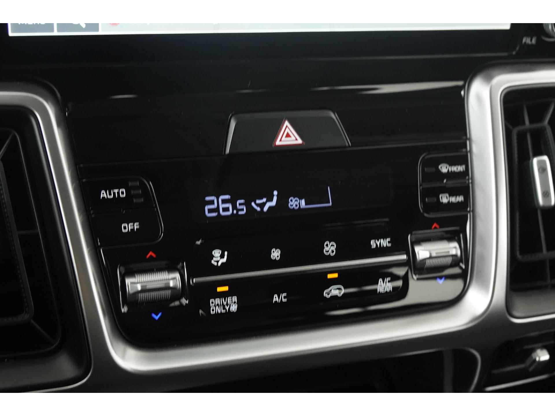 Kia Sorento 1.6 T-GDI Plug-in Hybrid 4WD | 7 Persoons | Trekhaak | Zondag Open! - 11/49