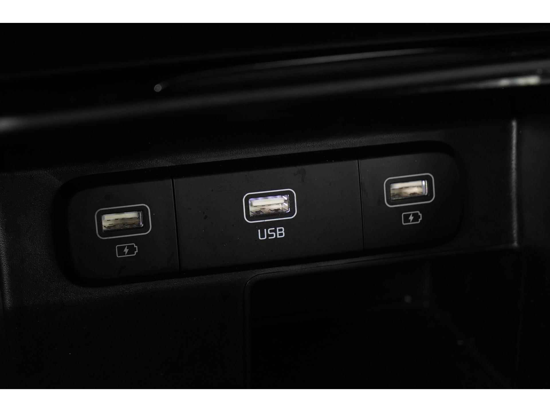 Kia Sorento 1.6 T-GDI Plug-in Hybrid 4WD | 7 Persoons | Trekhaak | Zondag Open! - 40/49