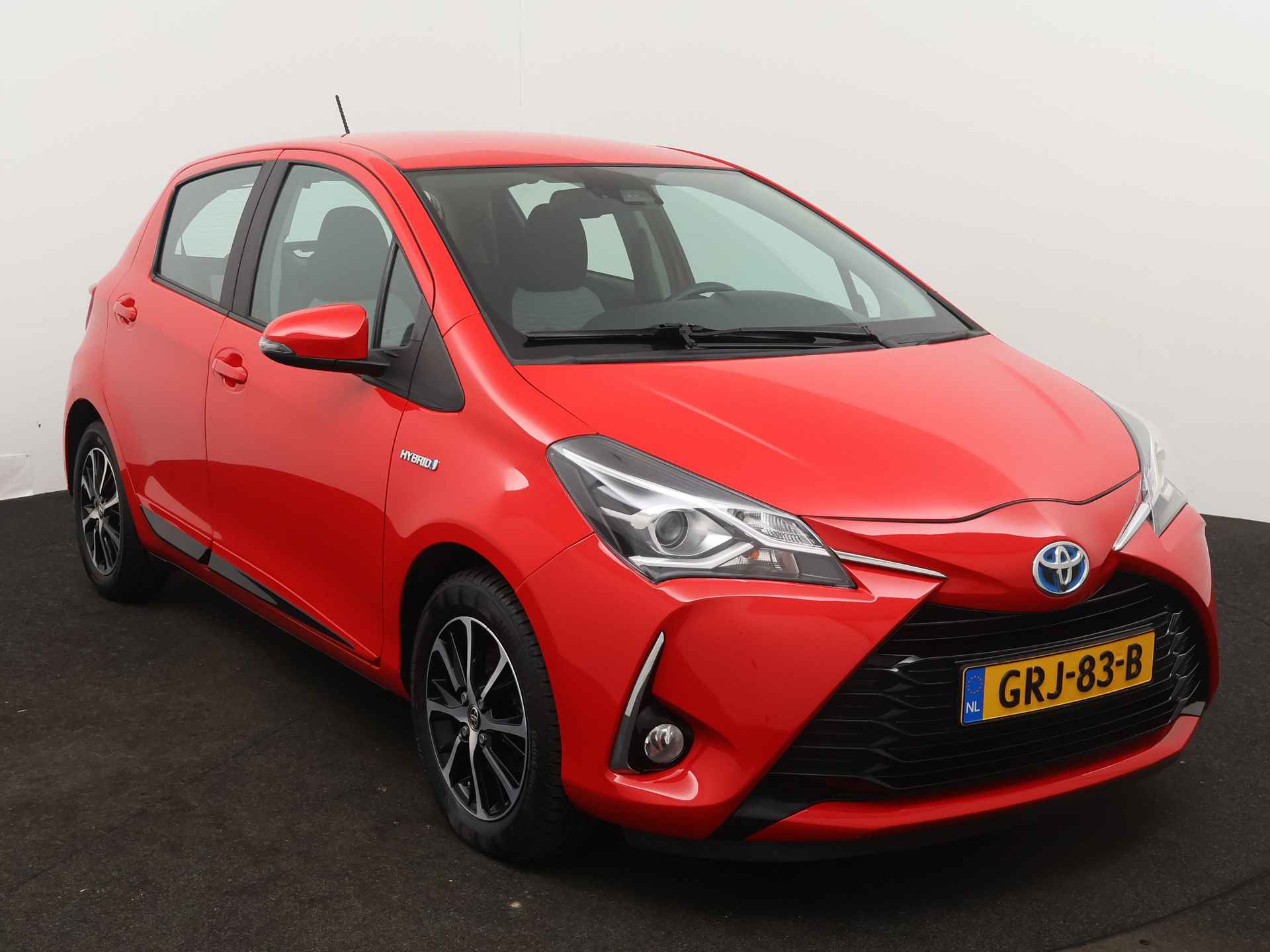 Toyota Yaris 1.5 Hybrid Design Sport Limited | Parkeercamera | Stoelverwarming | - 29/44