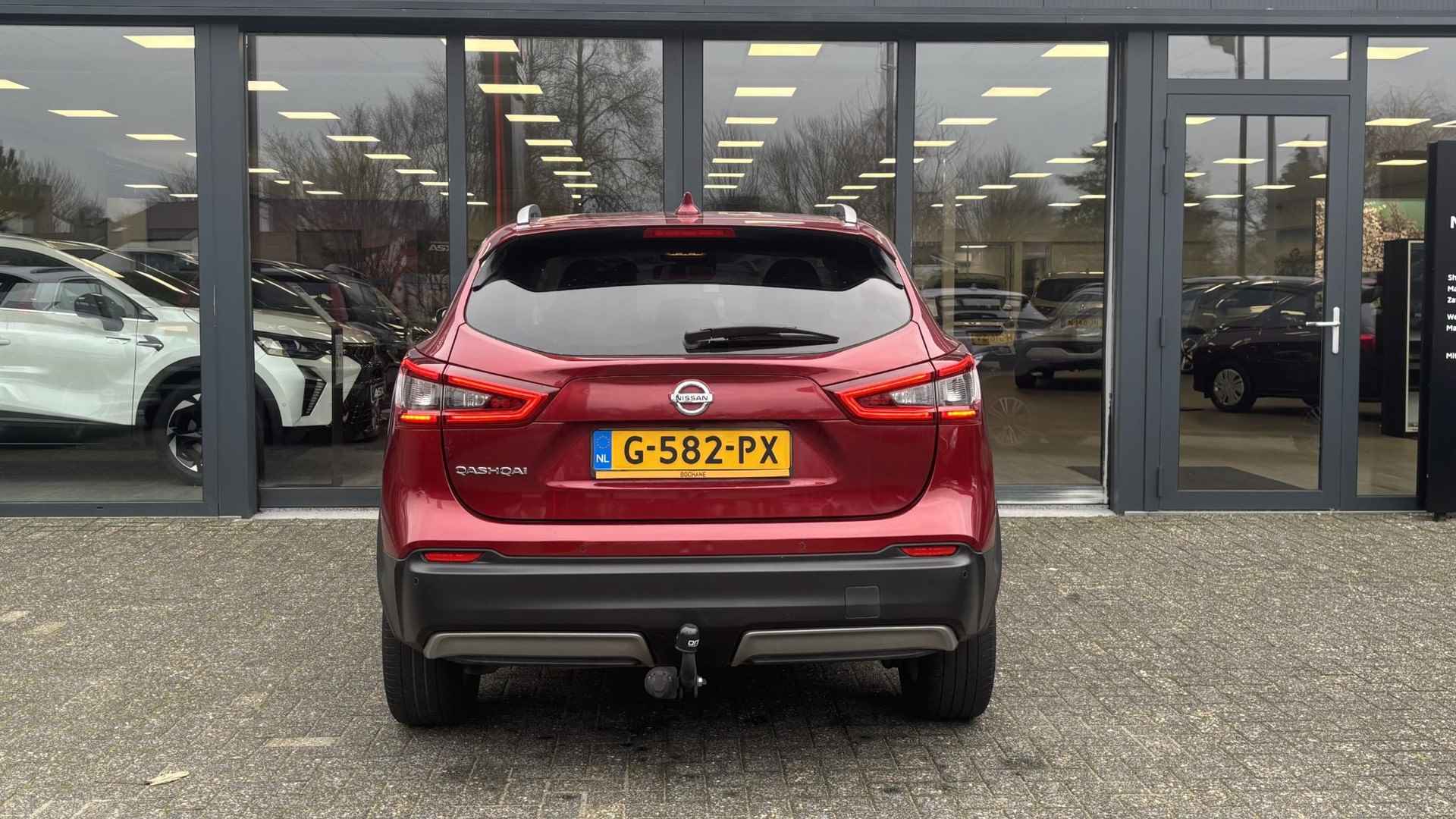 Nissan Qashqai 1.3 DIG-T 159 DCT7 N-Connecta | Panoramadak | Trekhaak | Camera - 17/24