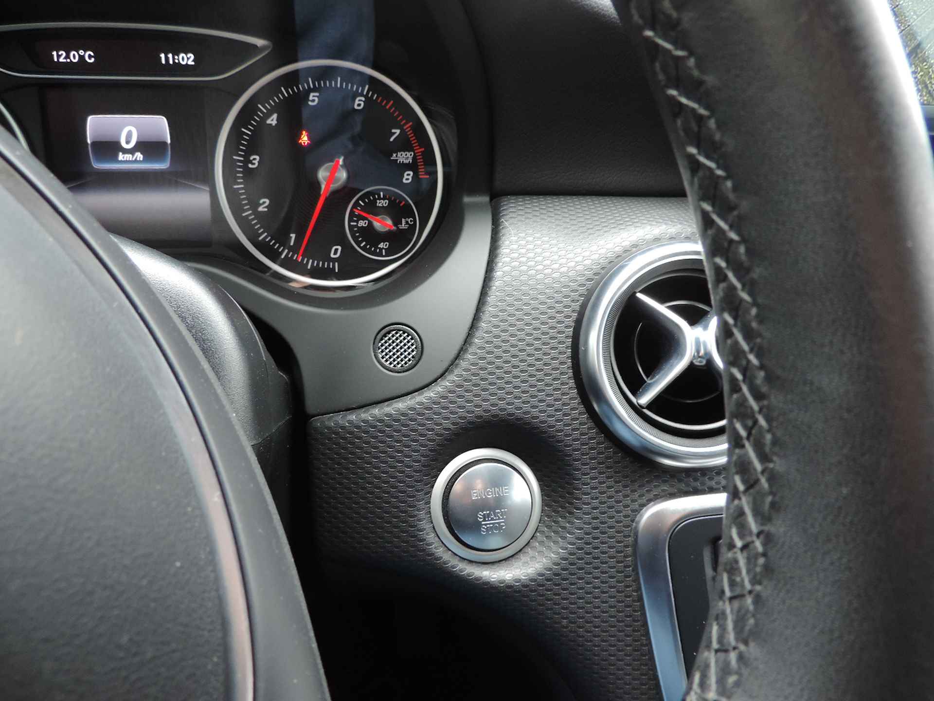 Mercedes-Benz A-Klasse 180 123PK Business Solution - Nav | Parkeerass. | Camera | Stoelverwarming - 30/44