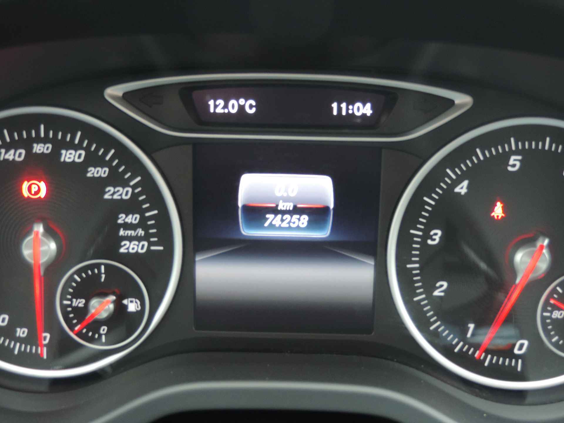 Mercedes-Benz A-Klasse 180 123PK Business Solution - Nav | Parkeerass. | Camera | Stoelverwarming - 34/44