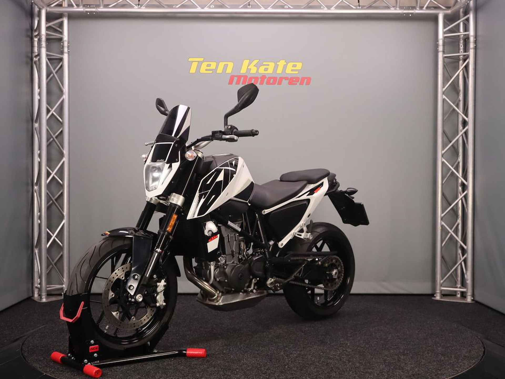 KTM KTM 690 DUKE - 5/11