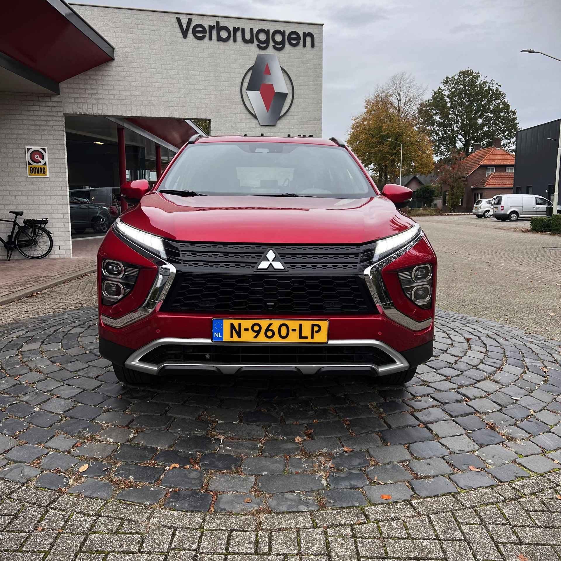 Mitsubishi Eclipse Cross 2.4 PHEV Intense+ | NL Auto | Red Diamond | All-in rijklaarprijs - 25/45