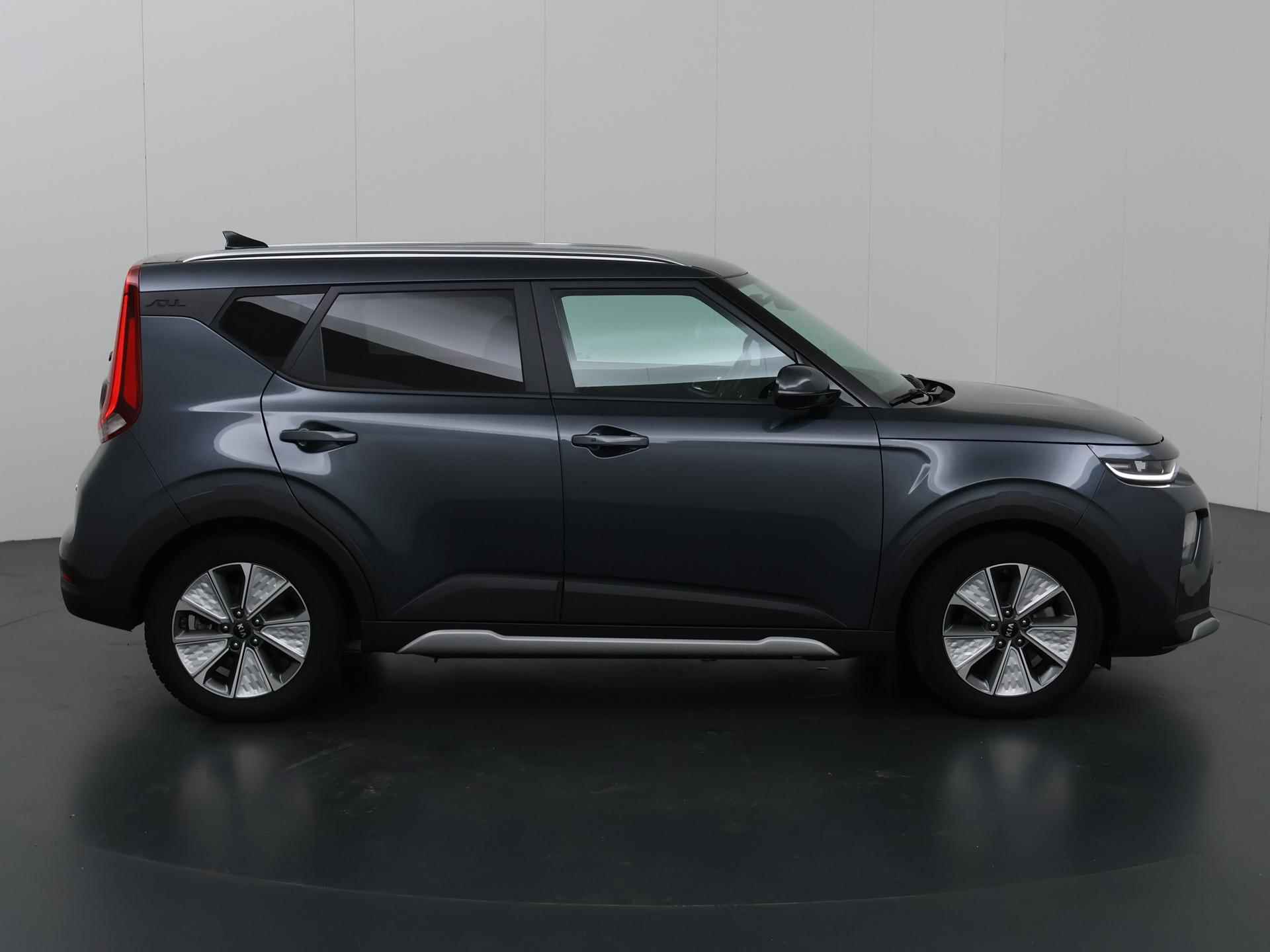 Kia e-Soul ExecutiveLine 64 kWh | €2000 Subsidie | Lederen Bekleding | Stoelventilatie | Stoel/Stuurwielverwarming | Harmankardon Audio - 7/47