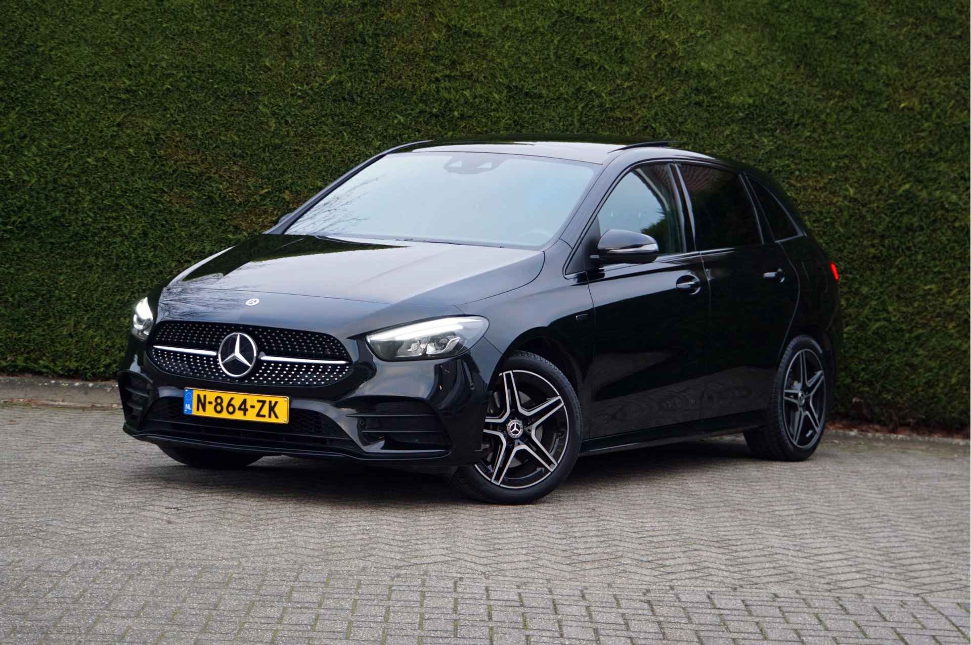 Mercedes-Benz B-Klasse B 250 e AMG line Night | Dodehoek Panorama Trekhaak - 39/52