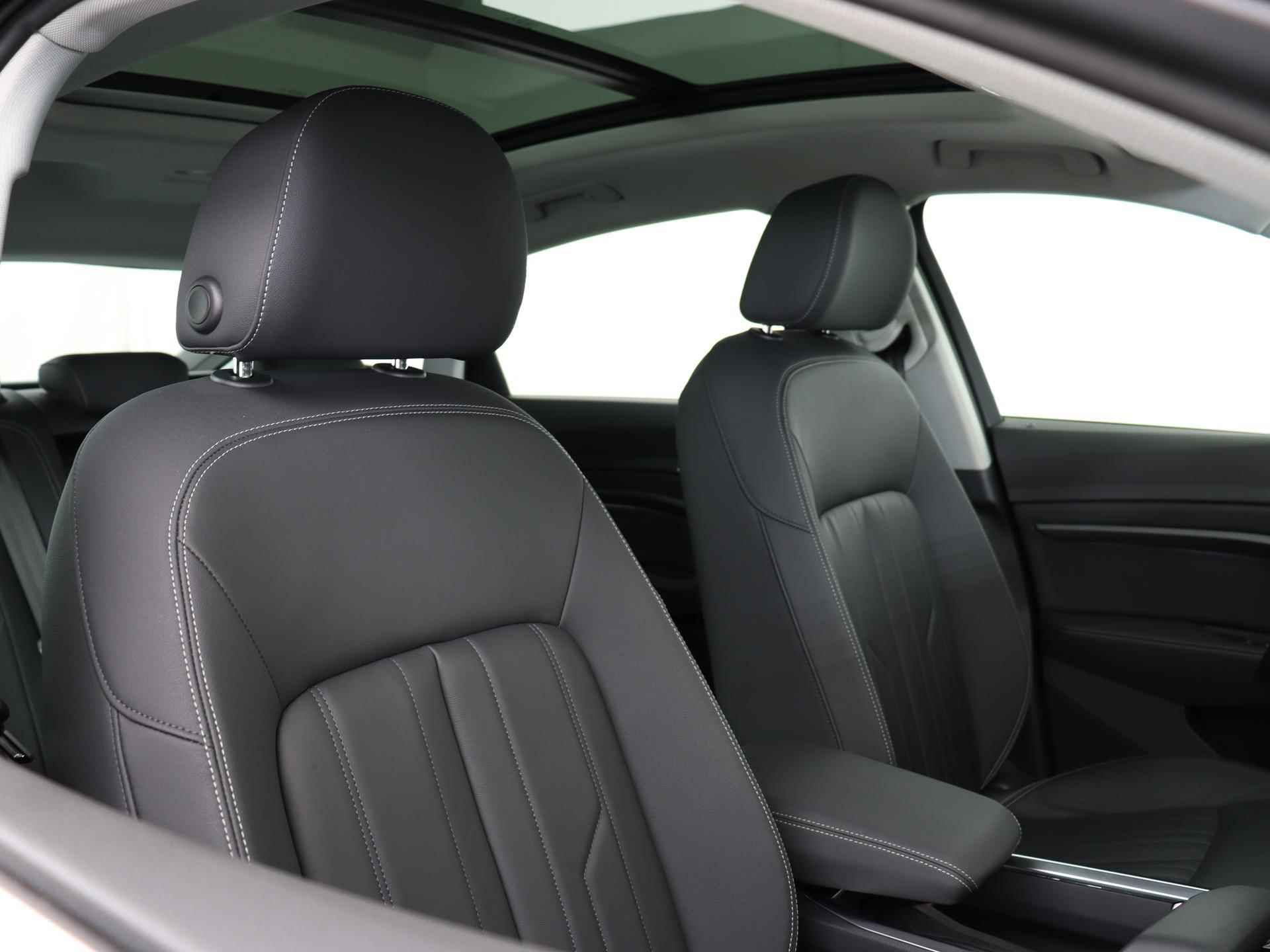 Audi e-tron Sportback 50 quattro Business edition Plus 71 kWh | Stoelverwarming | Navigatie | LED | Camera | Panoramadak | Adaptive Cruise | - 26/46