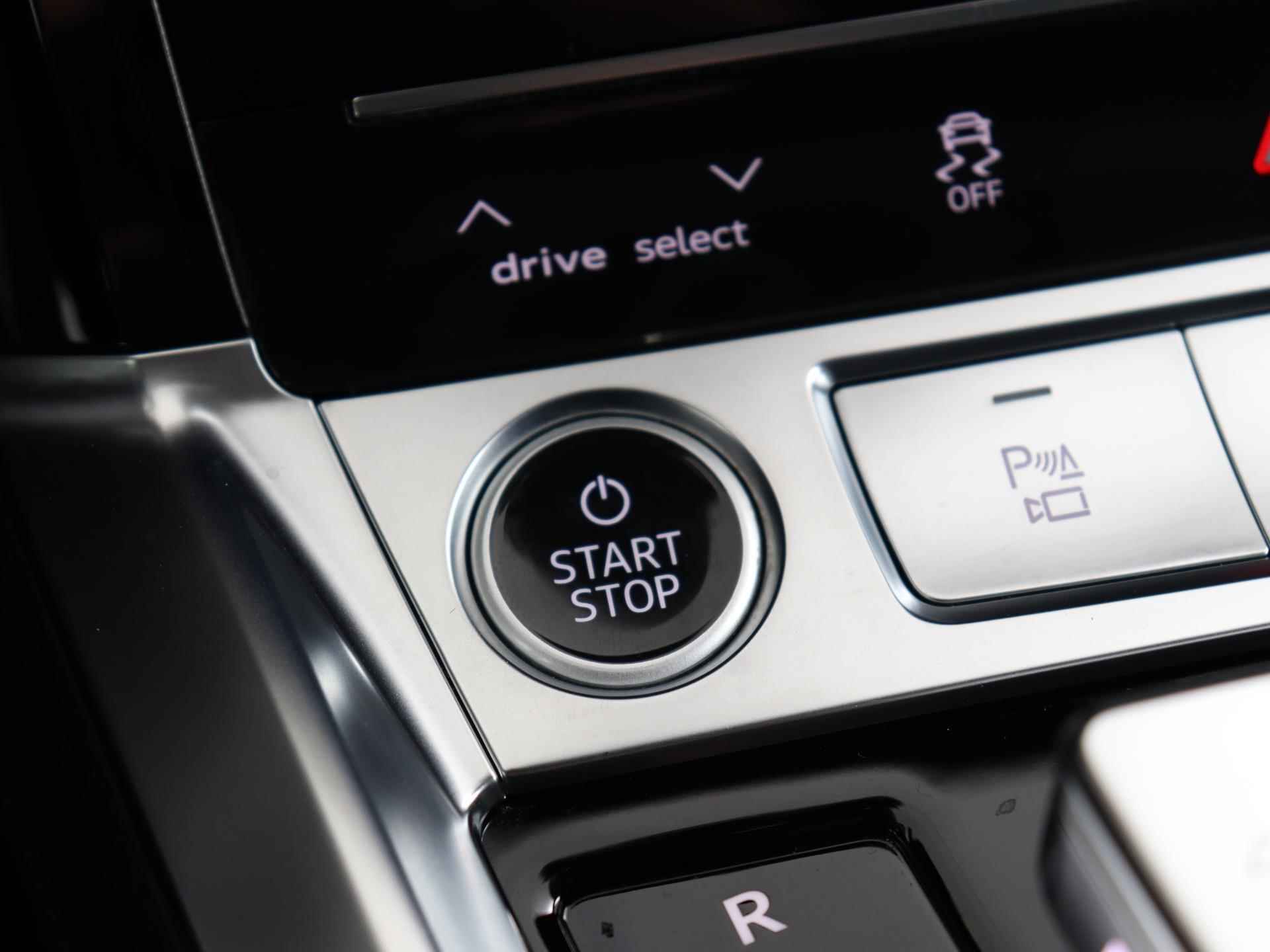 Audi e-tron Sportback 50 quattro Business edition Plus 71 kWh | Stoelverwarming | Navigatie | LED | Camera | Panoramadak | Adaptive Cruise | - 39/46
