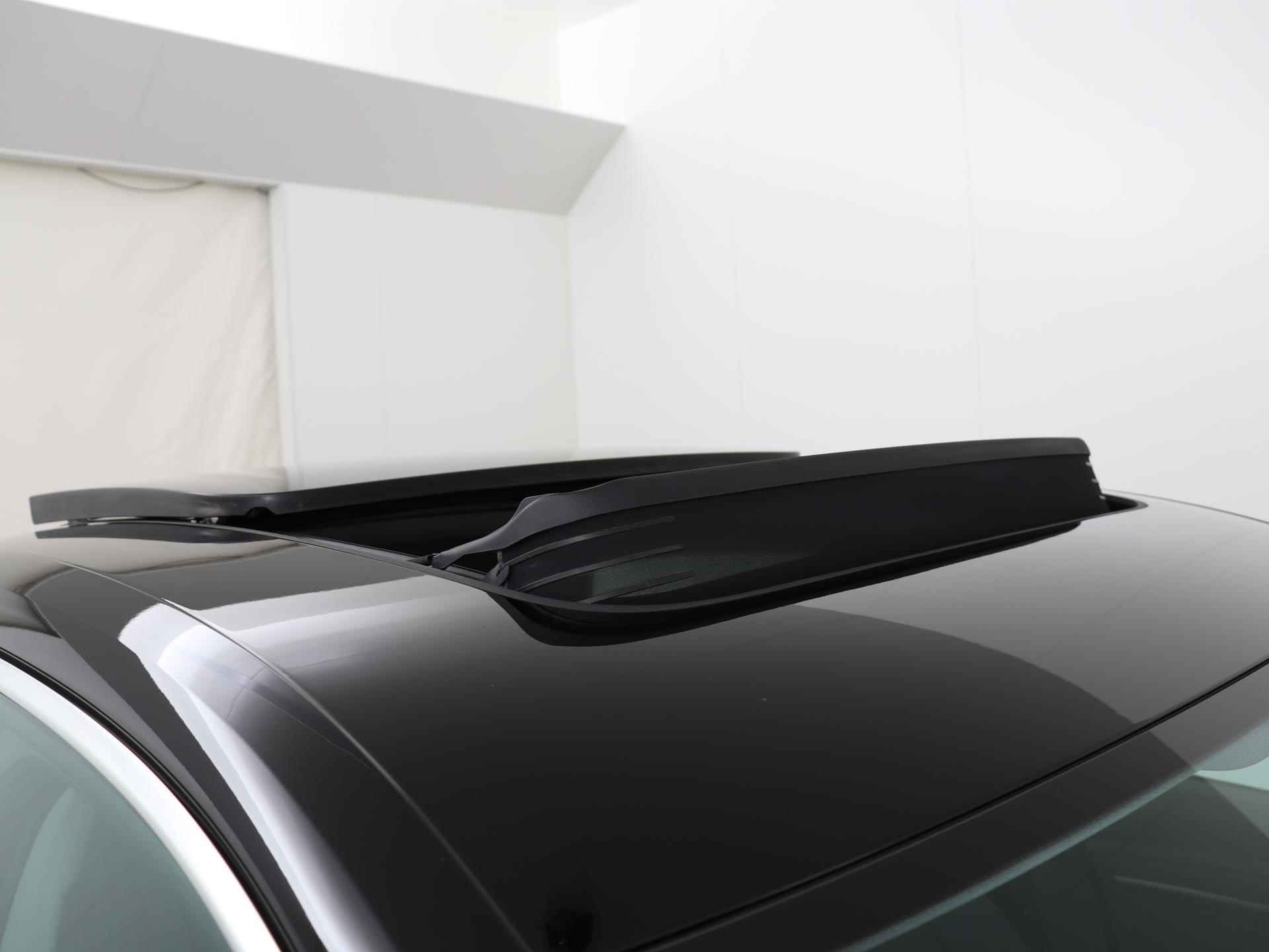 Audi e-tron Sportback 50 quattro Business edition Plus 71 kWh | Stoelverwarming | Navigatie | LED | Camera | Panoramadak | Adaptive Cruise | - 45/46