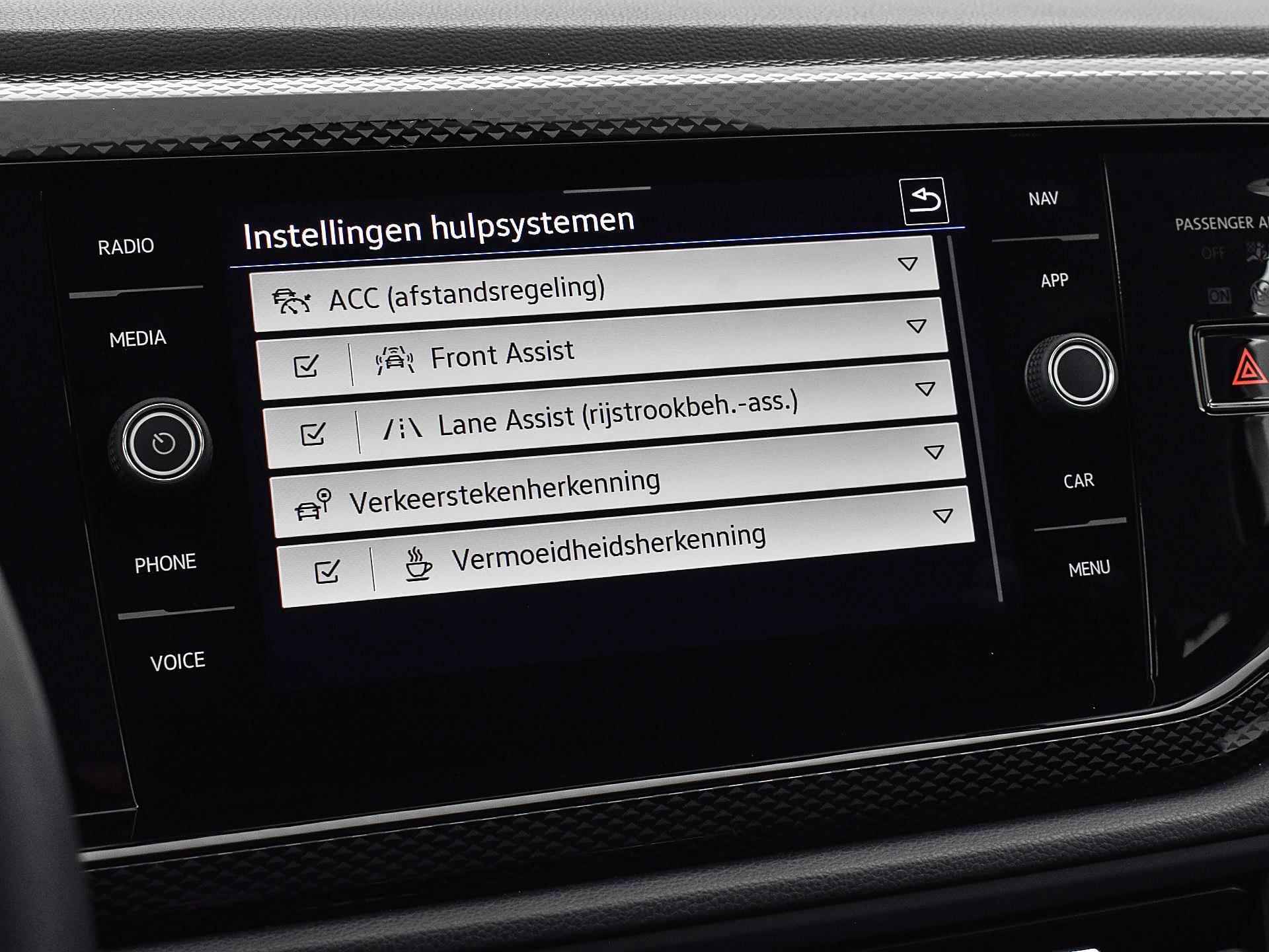 Volkswagen Taigo 1.0 Tsi 110pk DSG Life | Keyless | ACC | Airco | P-Sensoren | Camera | App-Connect | Navi | 16'' Inch | Garantie t/m 24-07-2027 of 100.000km - 27/34