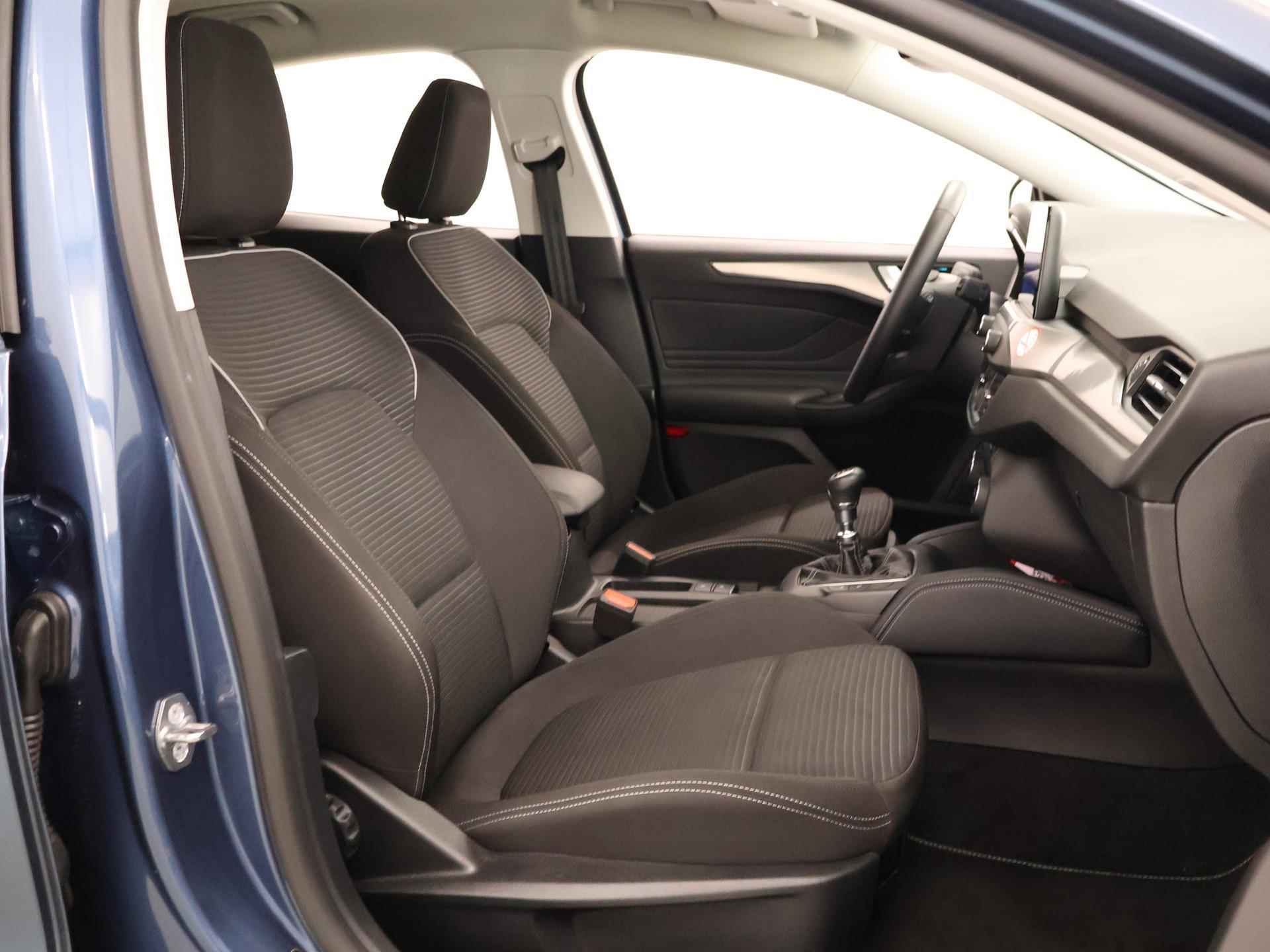 Ford Focus 1.0 EcoBoost Titanium X Business | B&O Premium Audio | Winterpack | Parkeerassistent | Digitaal dashboard | - 11/39