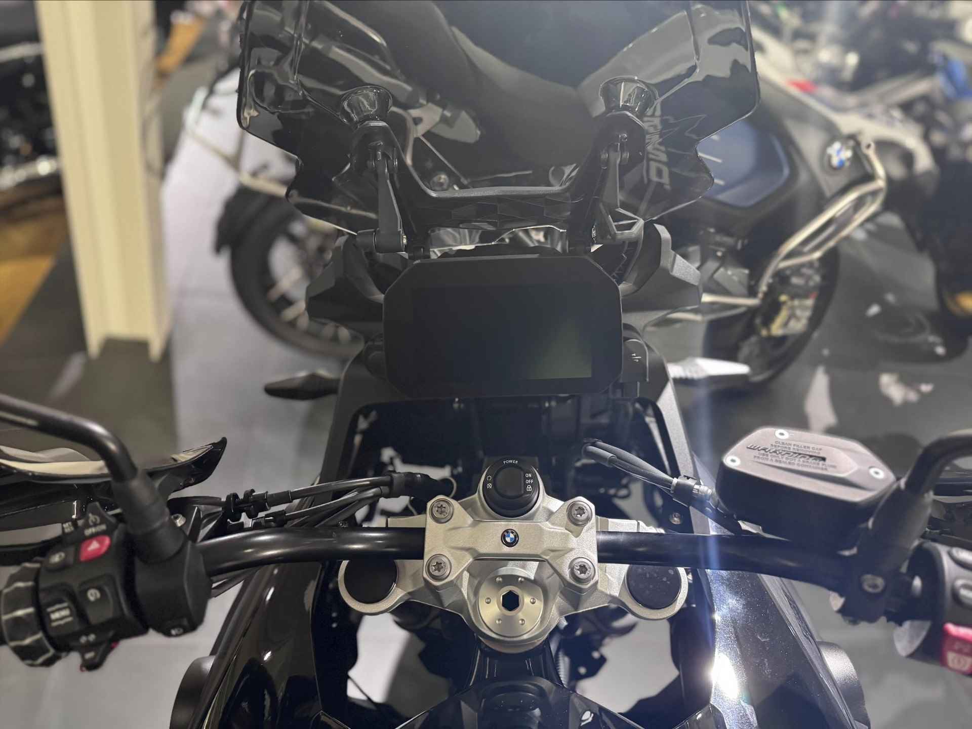 BMW F 750 GS Triple Black - 5/9