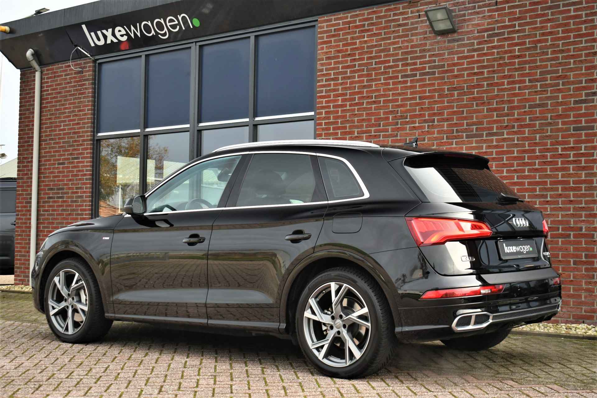 Audi Q5 55 TFSI e 367pk quattro S-Line Trekhaak 20 inch Keyless - 6/71