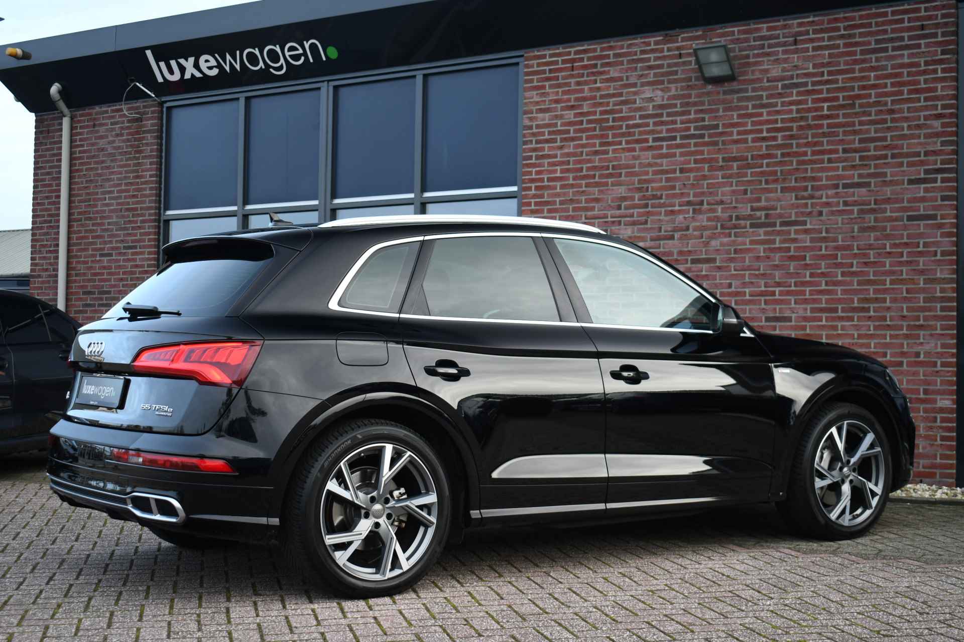 Audi Q5 55 TFSI e 367pk quattro S-Line Trekhaak 20 inch Keyless - 32/71