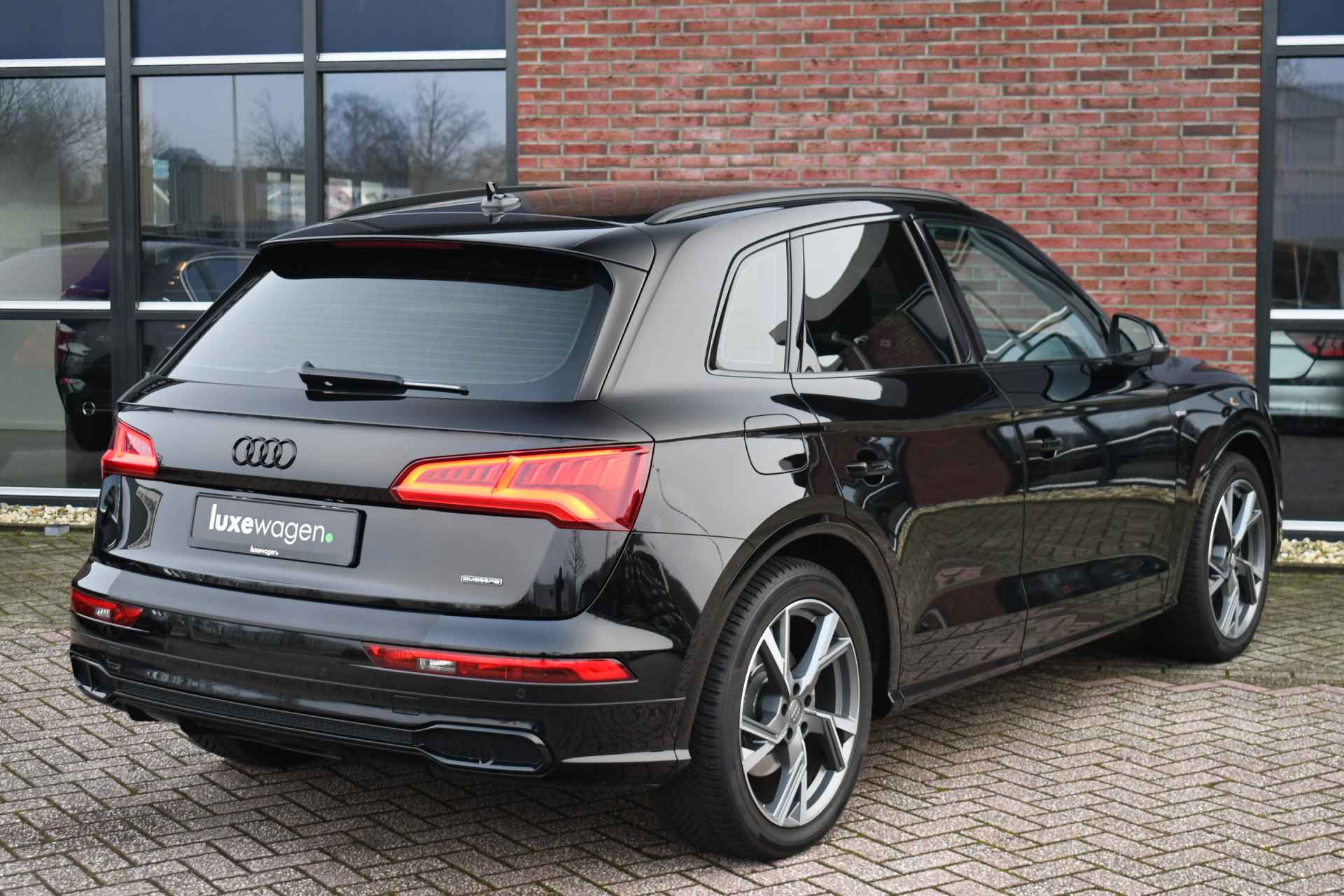 Audi Q5 55 TFSI e 367pk quattro S-Line Trekh Optic-black 20inch Keyless - 54/71