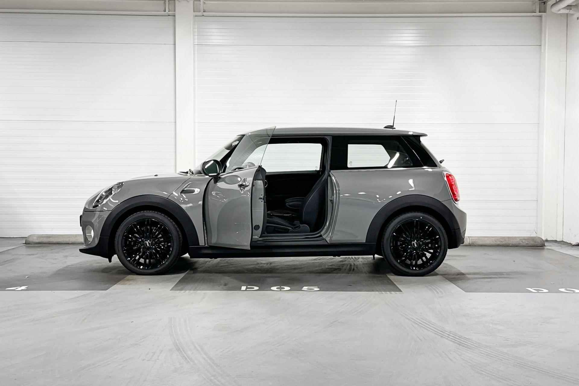 MINI 3-deurs Cooper | Apple CarPlay | 17 inch Tentacle Spoke | Navigatiesysteem - 3/19