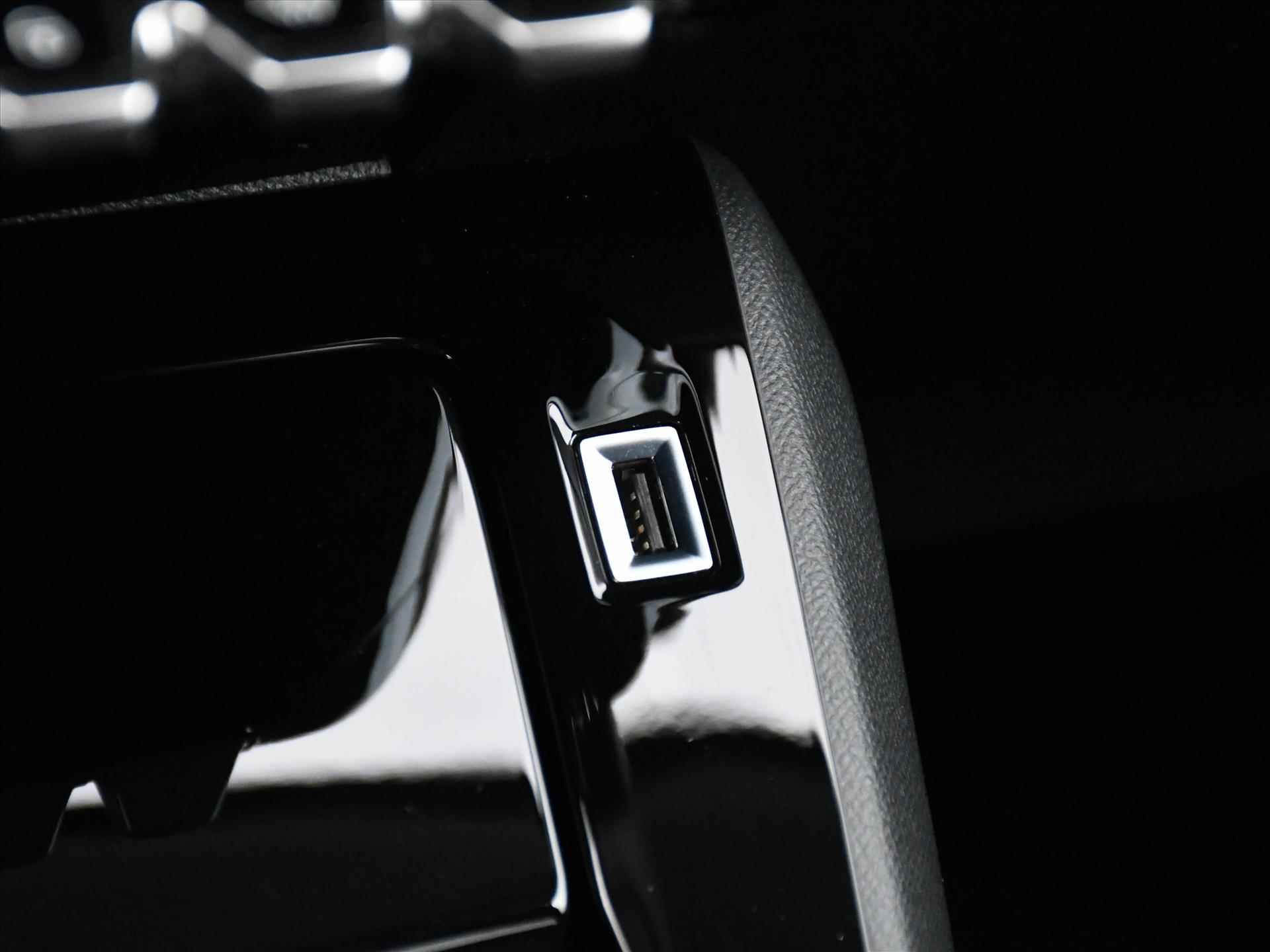 Peugeot 208 Allure 1.2 PureTech 100pk NAVI | CRUISE | LANE ASSIST | CLIMA | APPLE | LED | 16''LM | PRIVACY GLASS | DAB | USB | CAMERA - 21/32