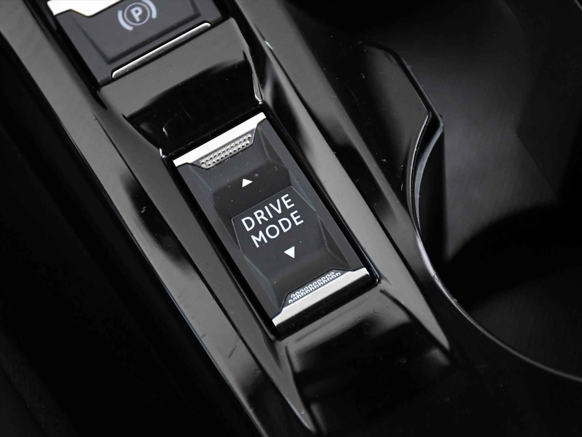 Peugeot 208 Allure 1.2 PureTech 100pk NAVI | CRUISE | LANE ASSIST | CLIMA | APPLE | LED | 16''LM | PRIVACY GLASS | DAB | USB | CAMERA - 24/32