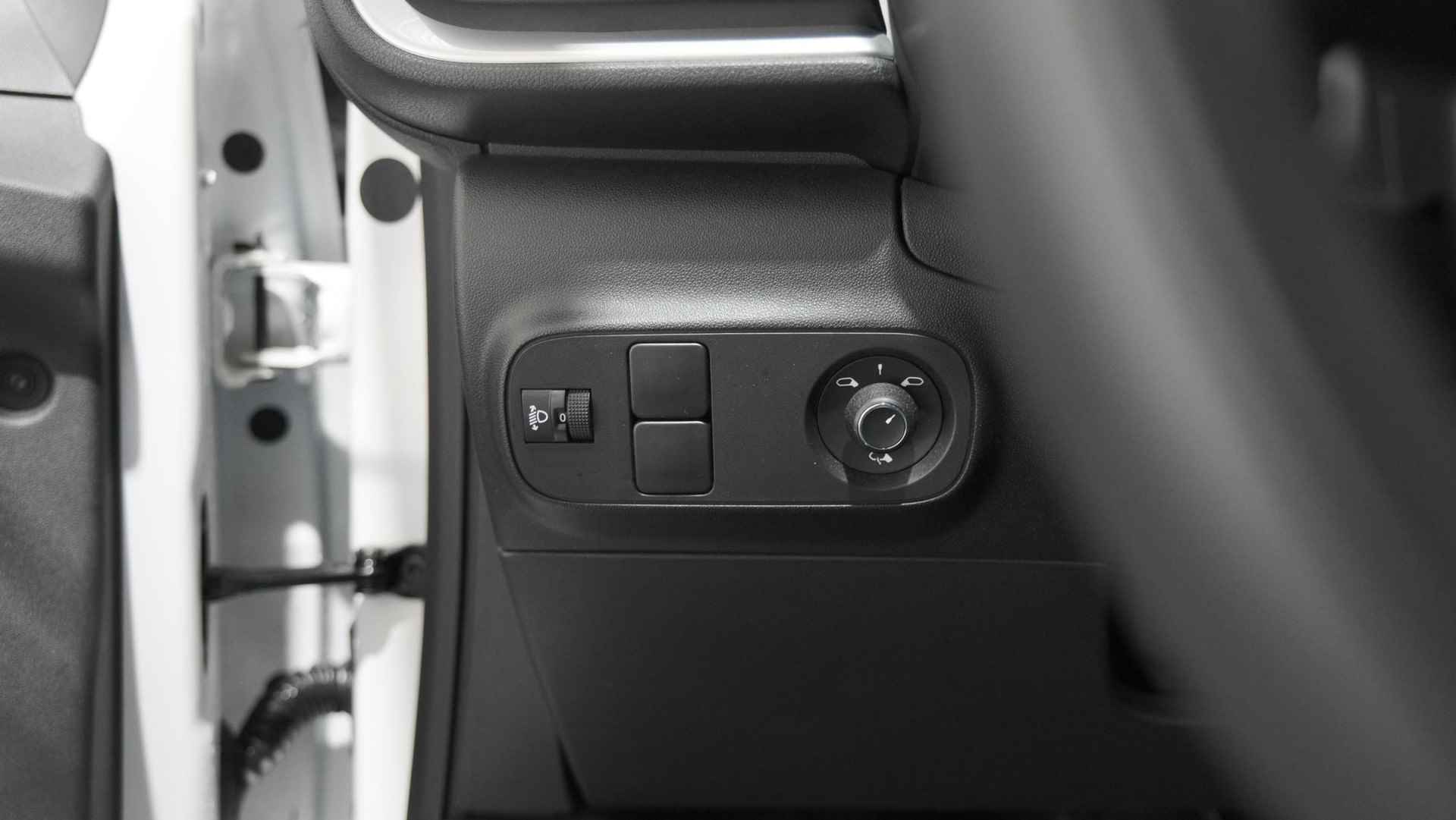 Citroen C3 PureTech 110 EAT6 Shine | Panoramadak | Climate Control | Apple Carplay | Parkeersensoren | Stoelverwarming - 21/66