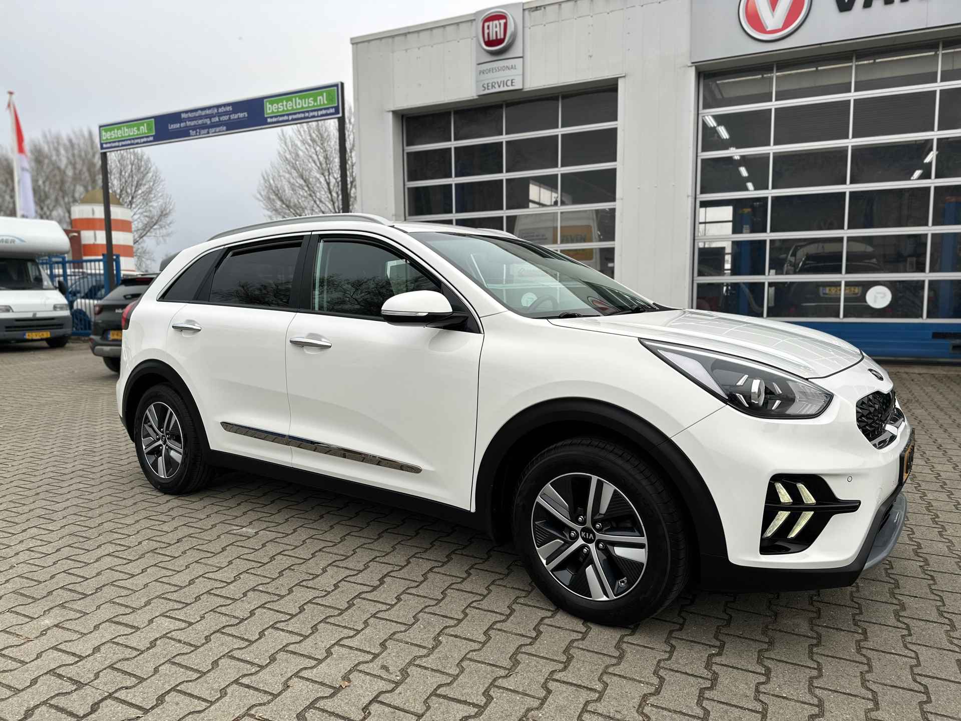 Kia NIRO 1.6 GDi PHEV ExecutiveLine - 13/35