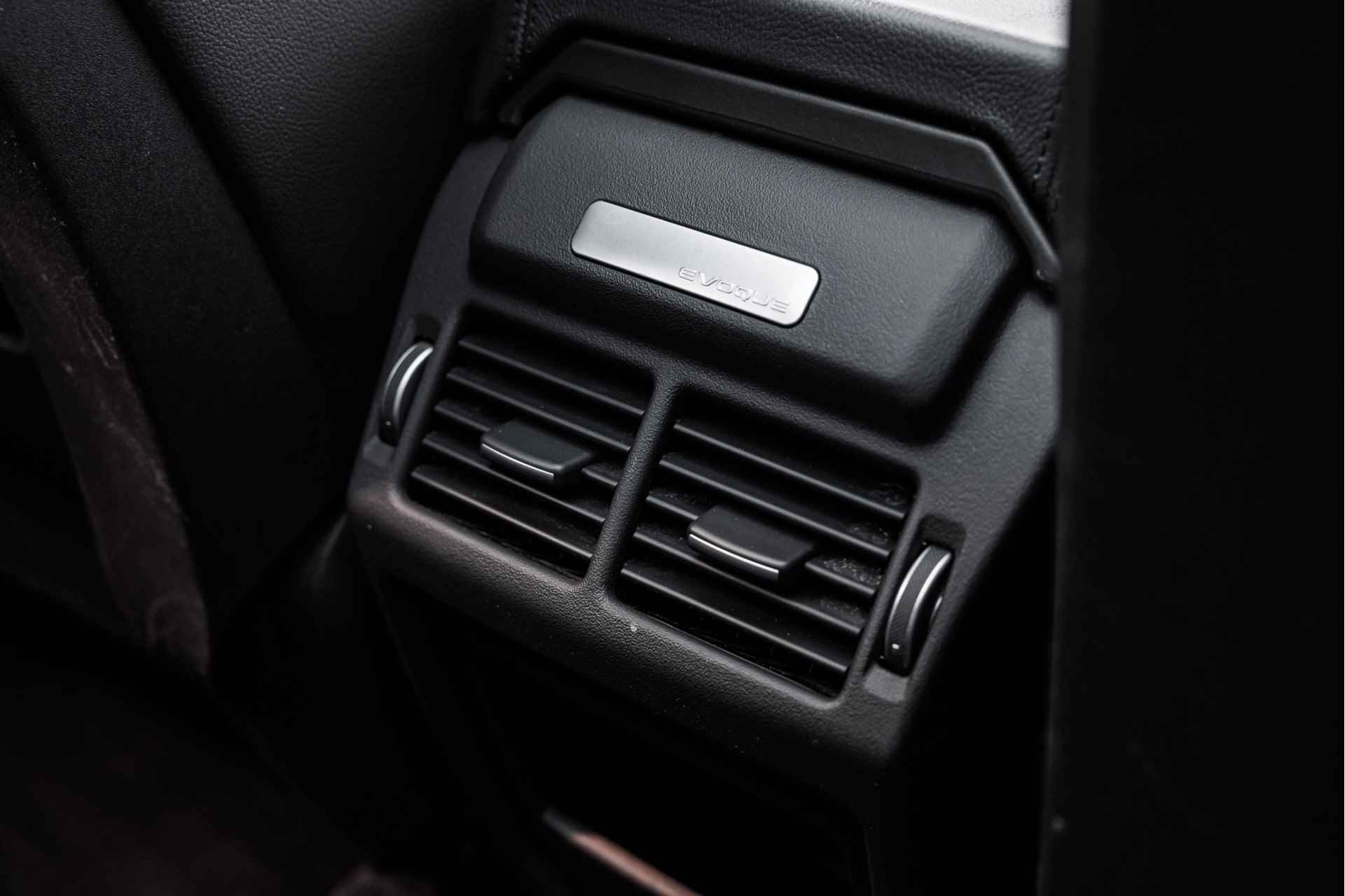 Land Rover Range Rover Evoque Si4 240 Urban Series SE | Keyless Entry | 360 graden camera | Elektrische achterklep | - 22/35