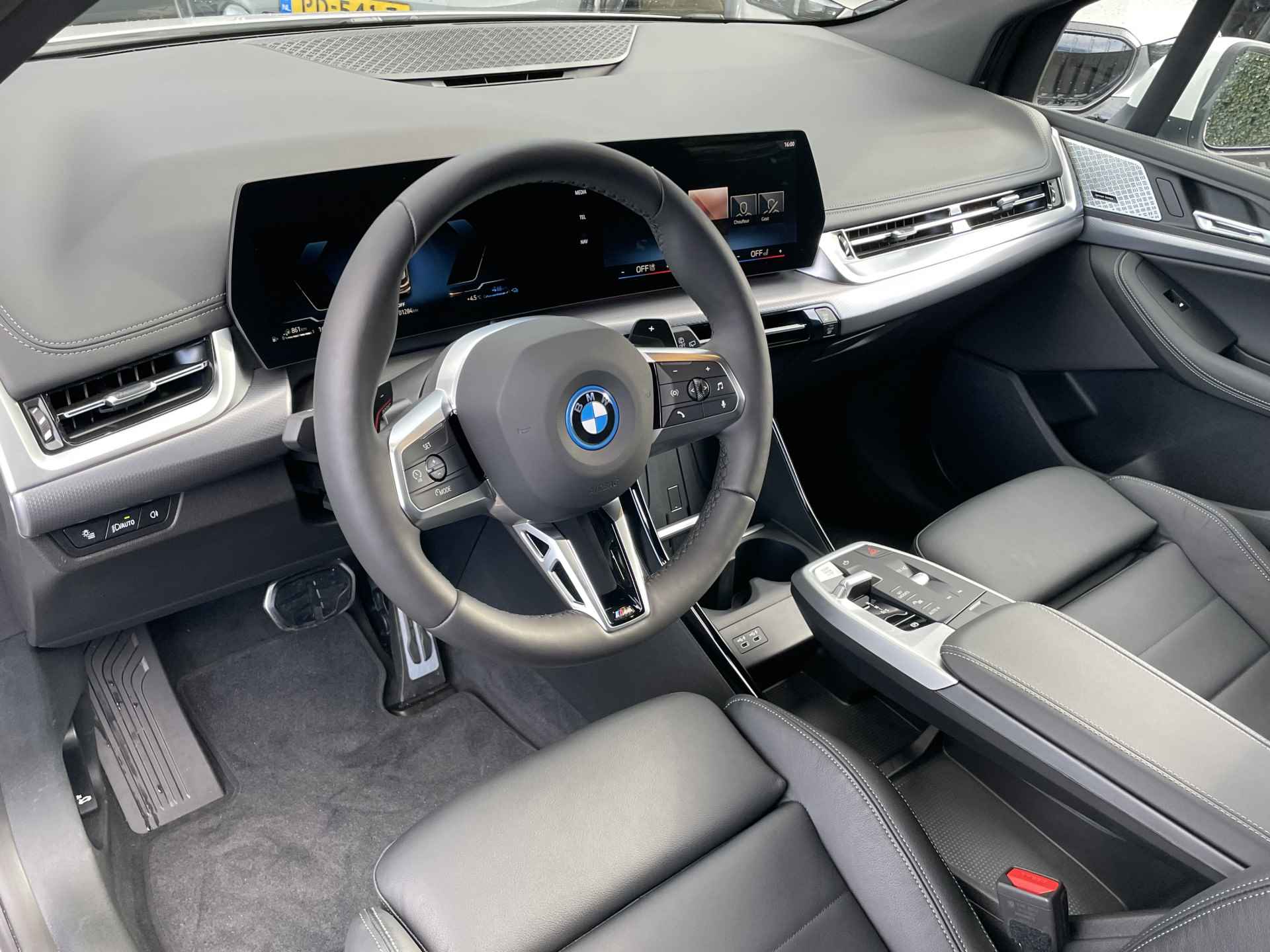 BMW 2 Serie Active Tourer 225e xDrive | M-Sport | Camera | Comfort Acces | Stoel + Stuurverw. | Harman/Kardon | Adapt. Led - 10/32