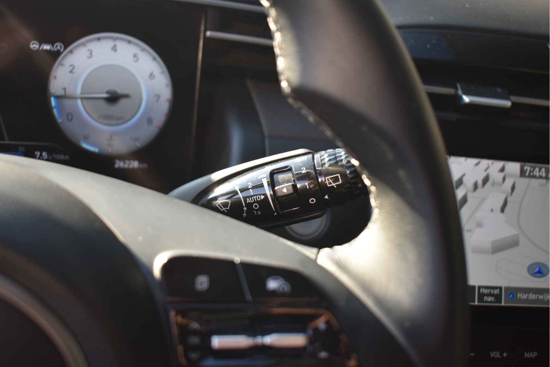 Hyundai Tucson 1.6 T-GDI MHEV Comfort 150pk | Navigatie | Trekhaak | AllSeason | Stoelverwarming | Climate Control | Full-LED | Dealeronderhoud - 25/48