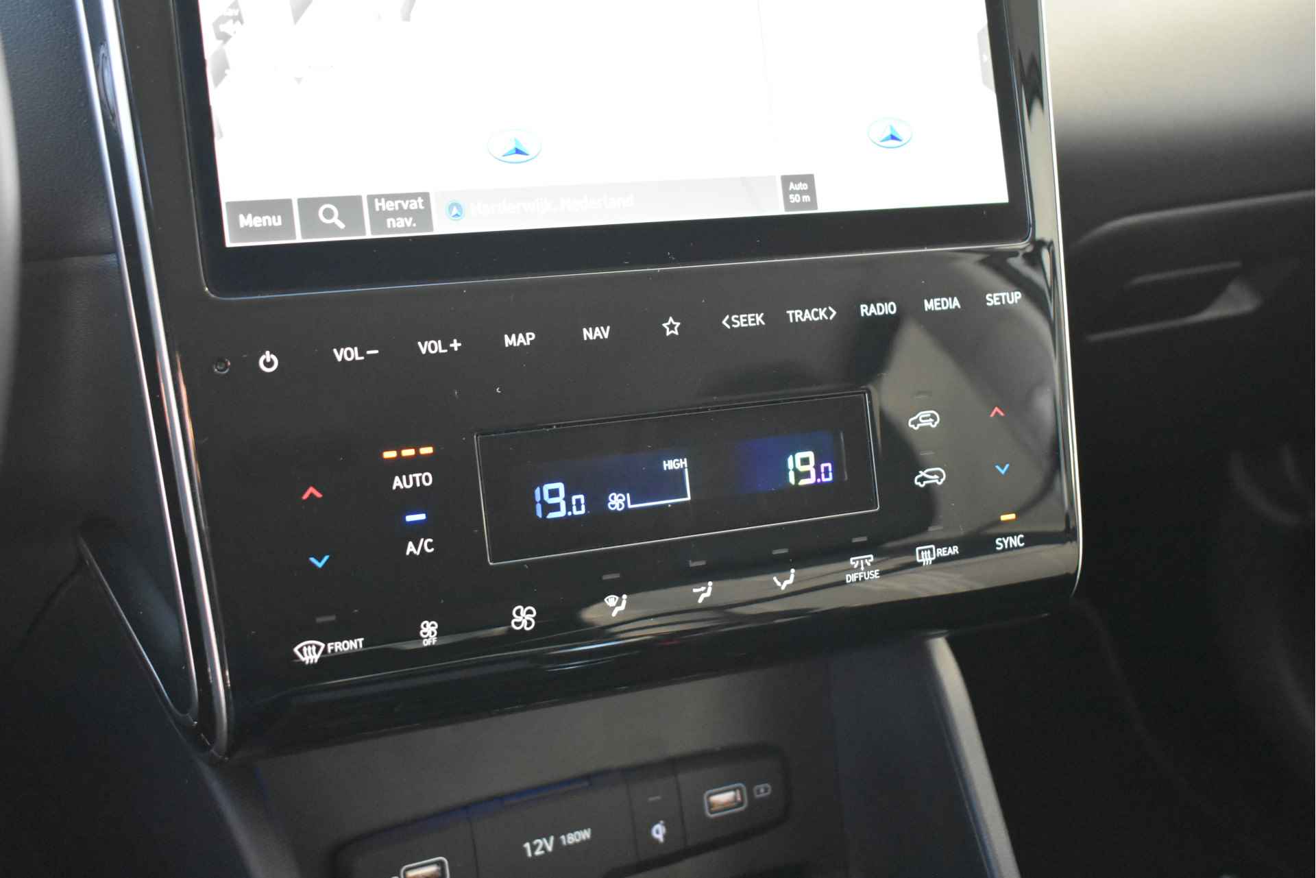 Hyundai Tucson 1.6 T-GDI MHEV Comfort 150pk | Navigatie | Trekhaak | AllSeason | Stoelverwarming | Climate Control | Full-LED | Dealeronderhoud - 38/48