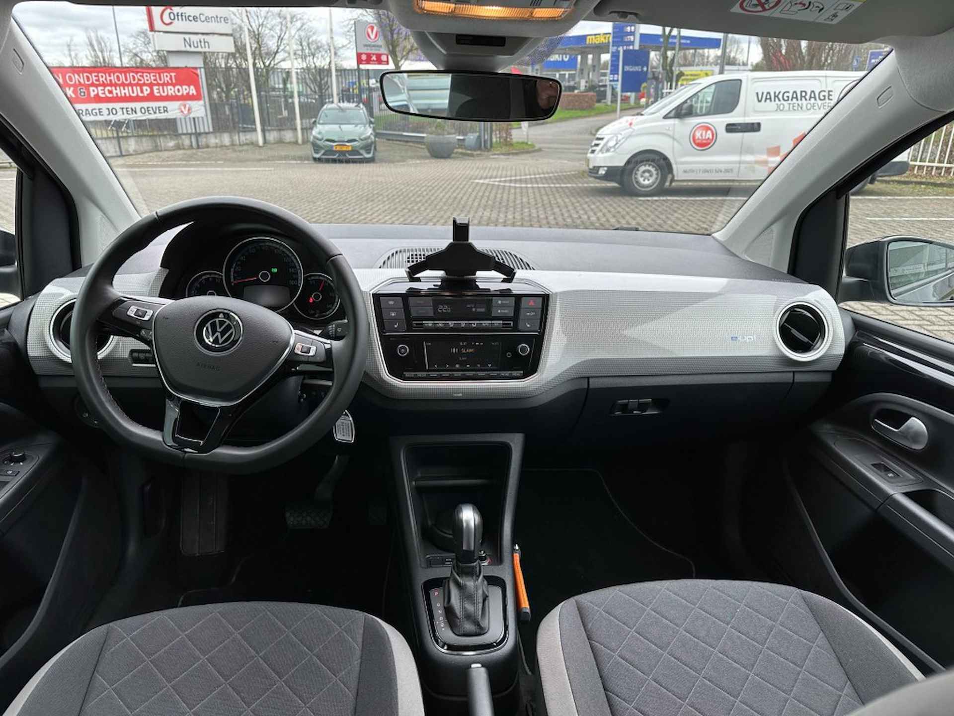 VOLKSWAGEN E-up E-UP! STYLE (Ã¢ÂÂ¬ 2.000,-- Subsidie mogelijk) - 8/38