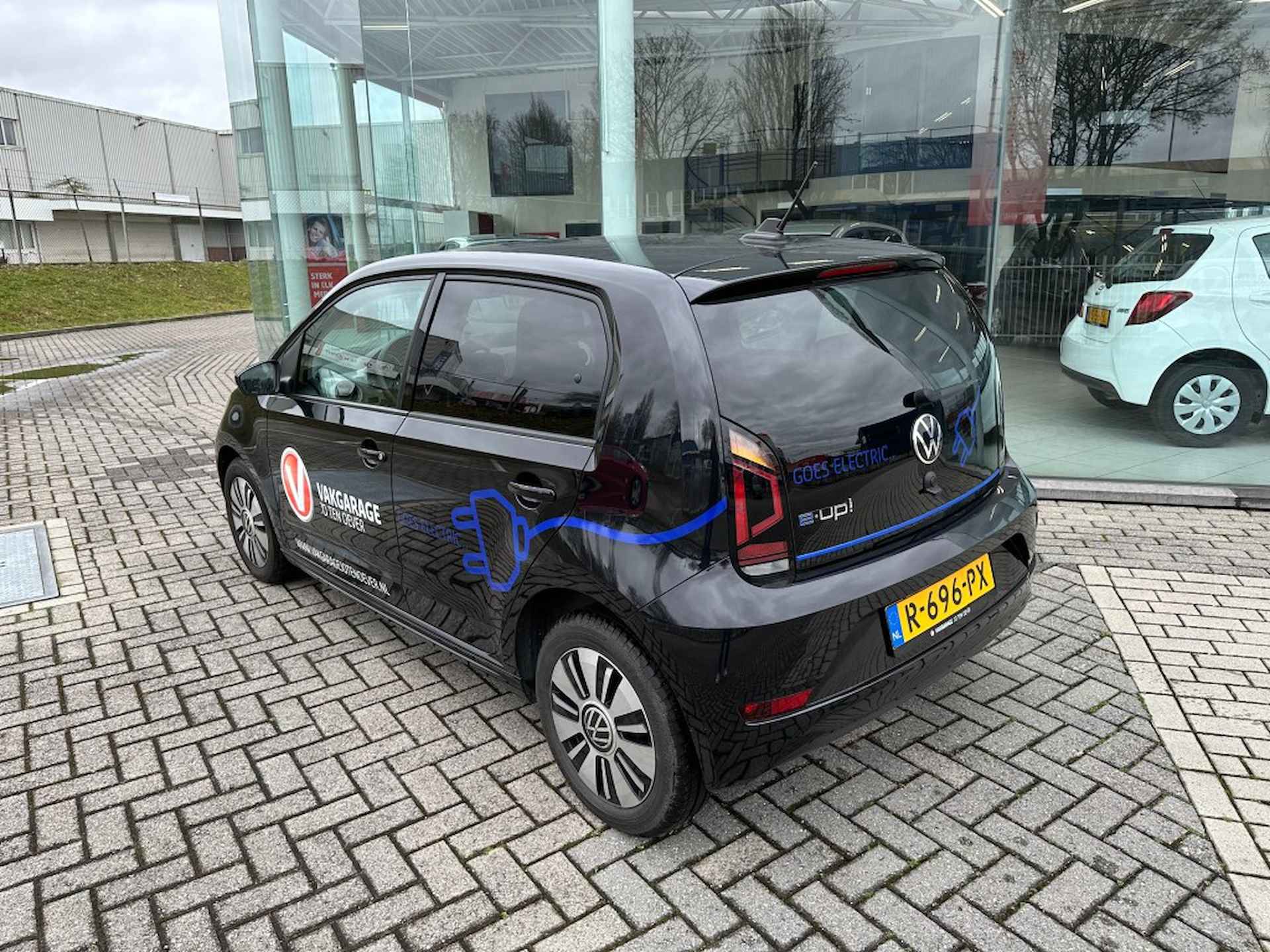 VOLKSWAGEN E-up E-UP! STYLE (Ã¢ÂÂ¬ 2.000,-- Subsidie mogelijk) - 26/38