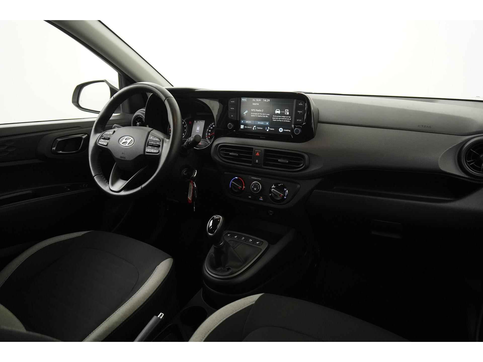 Hyundai i10 1.0 Automaat | Stoelverwarming | Carplay | Zondag Open! - 2/32