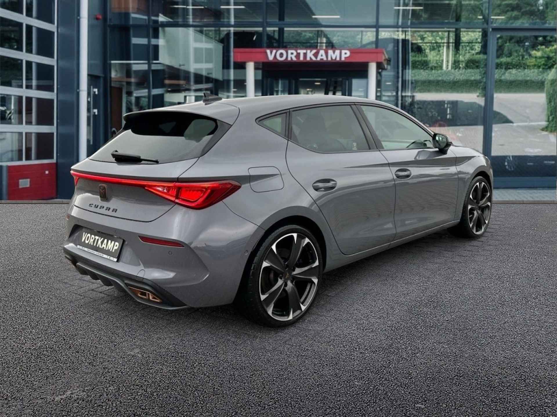 CUPRA Leon 1.4 TSI DSG VZ E-HYBRID SUPER-SPORT-STUUR/CAMERA/NAVI/CARPLAY/AC - 5/24