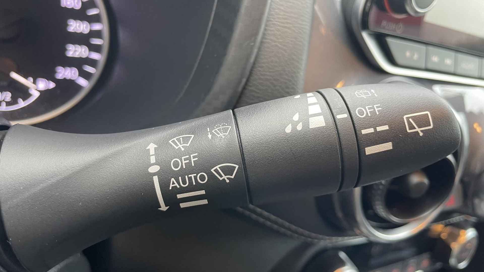 Nissan Juke 1.0 DIG-T 114 DCT7 N-Connecta Automaat | Navigatie - 14/28