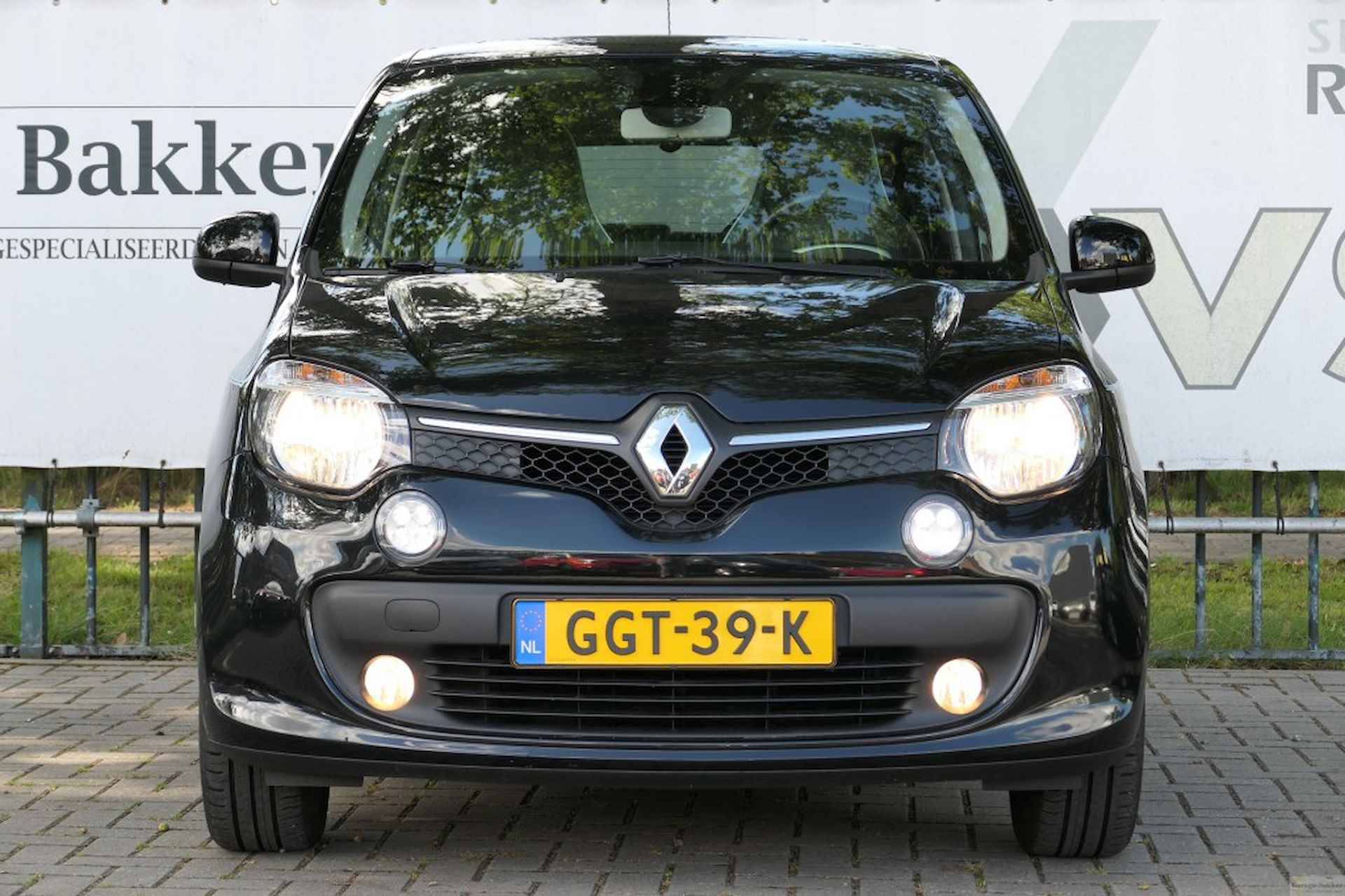 RENAULT Twingo TCe 90 EDC Automaat La Parisienne - 17/22