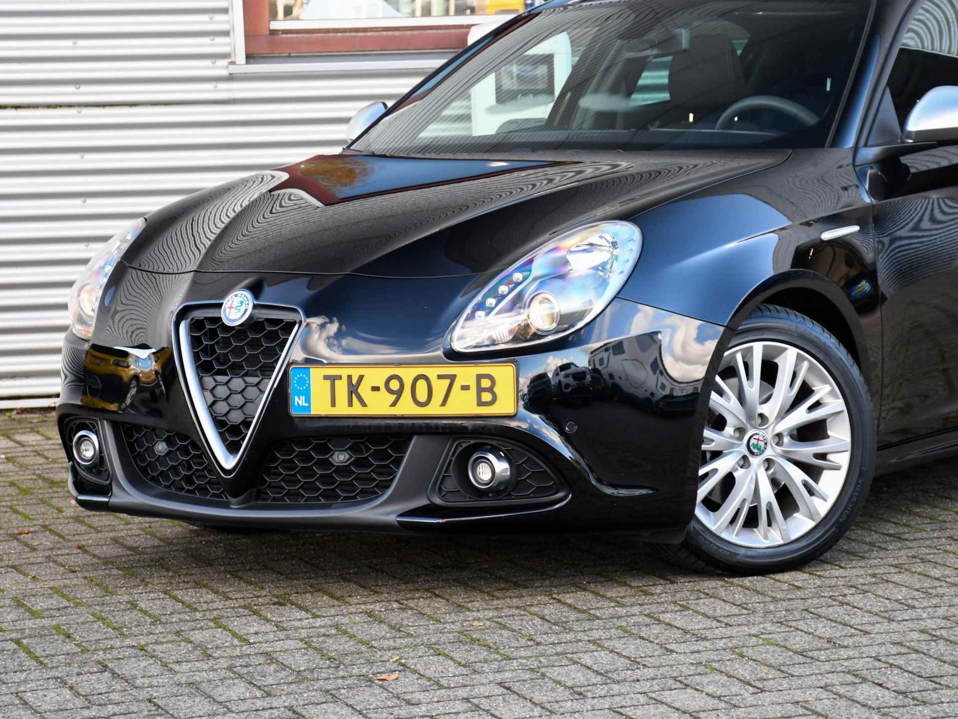 Alfa Romeo Giulietta Super 1.4 Turbo MultiAir 170pk Automaat SCHUIF-DAK | 17''LM | NAVI | TREKHAAK | PDC | CRUISE.C | FLIPPERS - 2/31