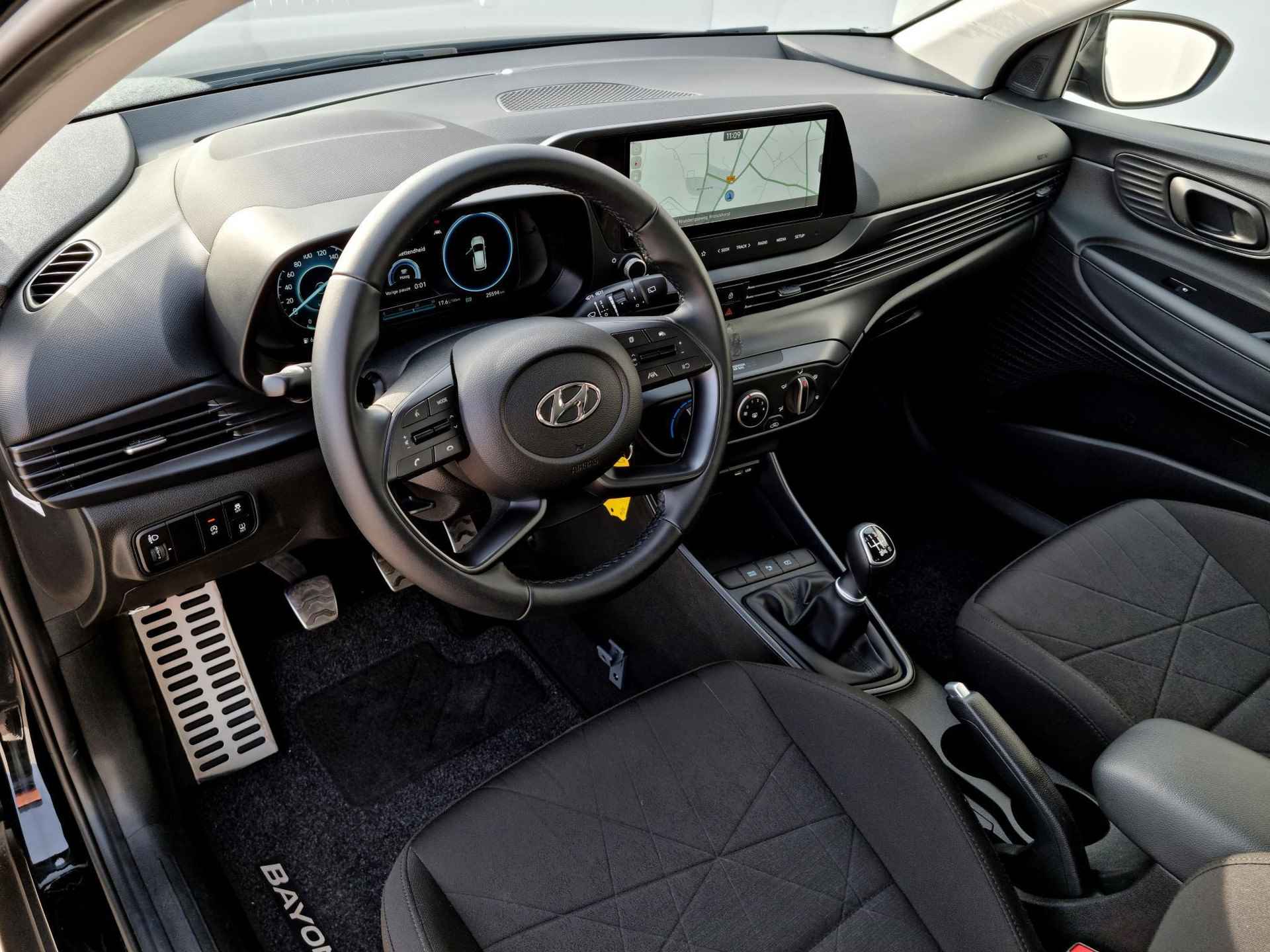Hyundai Bayon 1.0 T-GDI Comfort Smart / Private Lease Vanaf €429,- / Origineel NL / Navigatie - 26/35