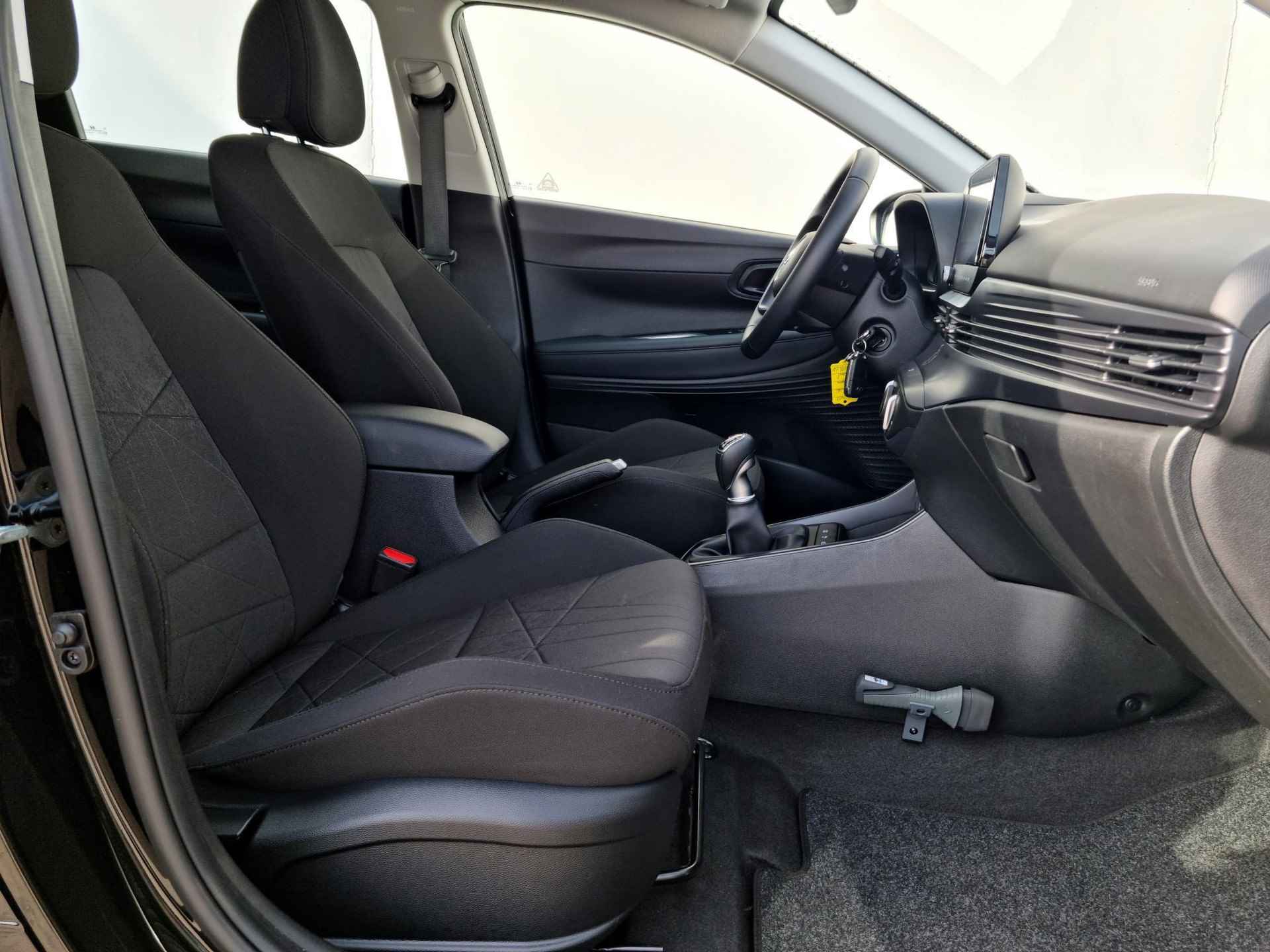 Hyundai Bayon 1.0 T-GDI Comfort Smart / Private Lease Vanaf €429,- / Origineel NL / Navigatie - 32/35