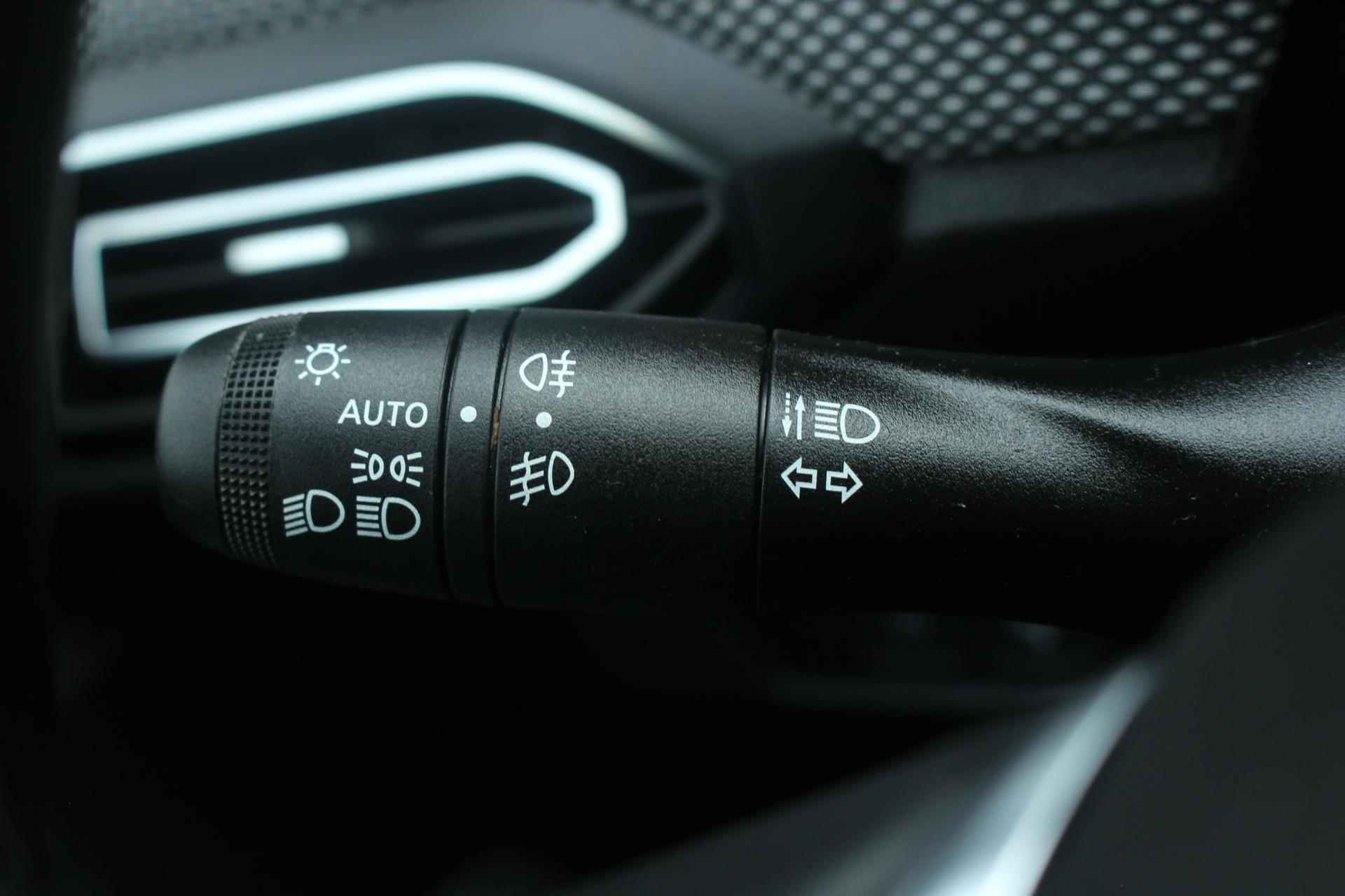 Dacia Sandero 1.0 TCe 100Pk Bi-Fuel Comfort | Parkeersensoren | Apple & Android Carplay | Airco | Automatische Verlichting & Regensensoren | Middenarmsteun | Radio DAB+ | - 14/21