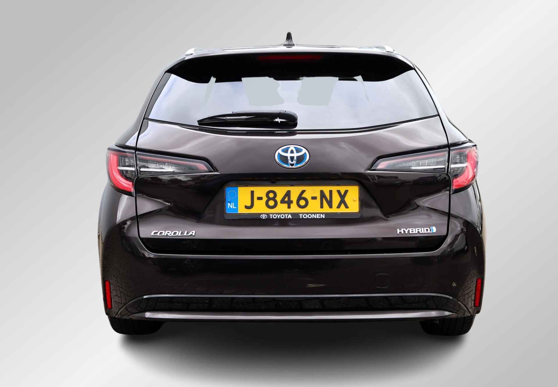 Toyota Corolla Touring Sports 1.8 Hybrid First Edition - 6/29