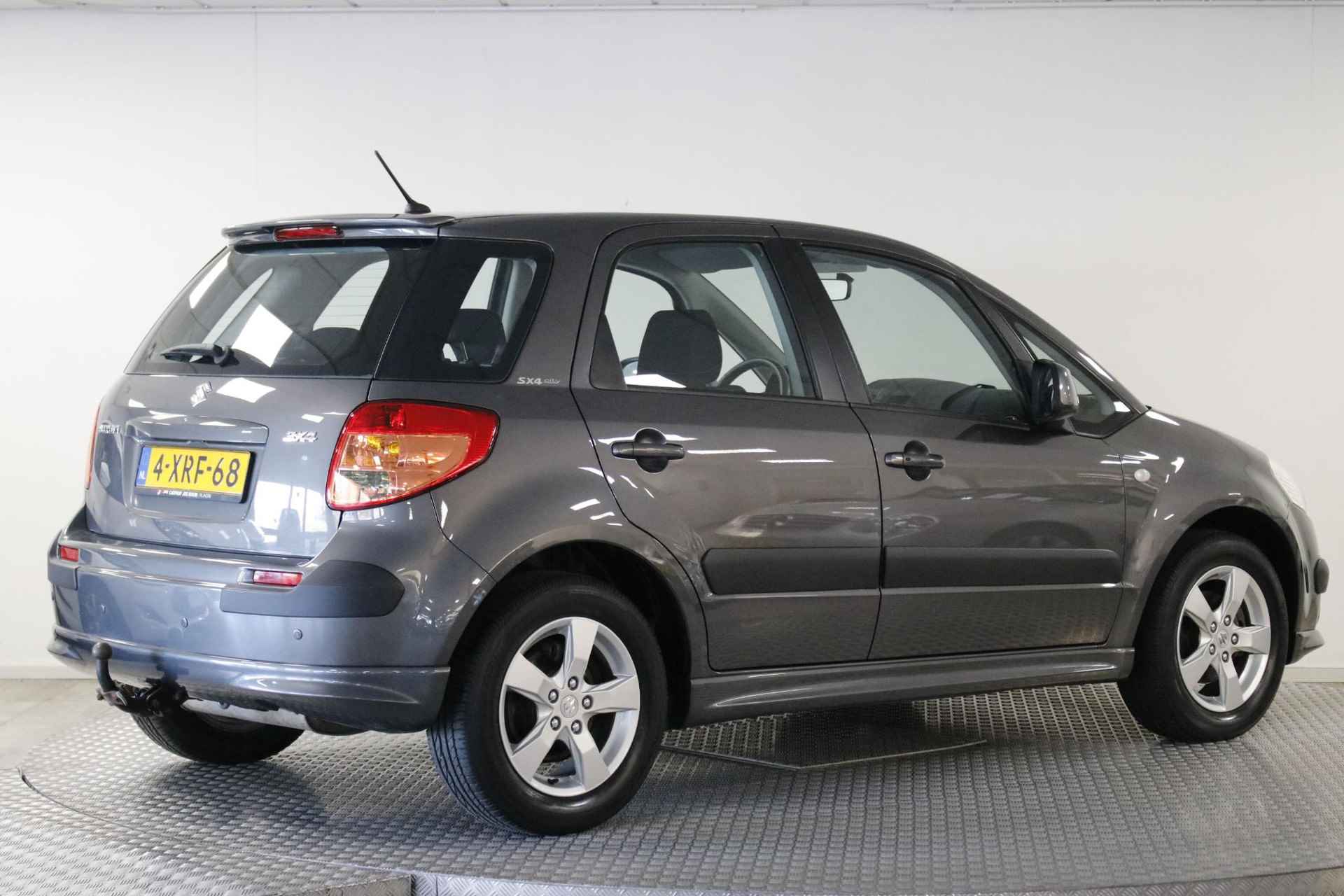 Suzuki SX4 1.6 Comfort. Climate | Cruise | Lichtmetaal | Elektrische ramen | Trekhaak. - 3/30