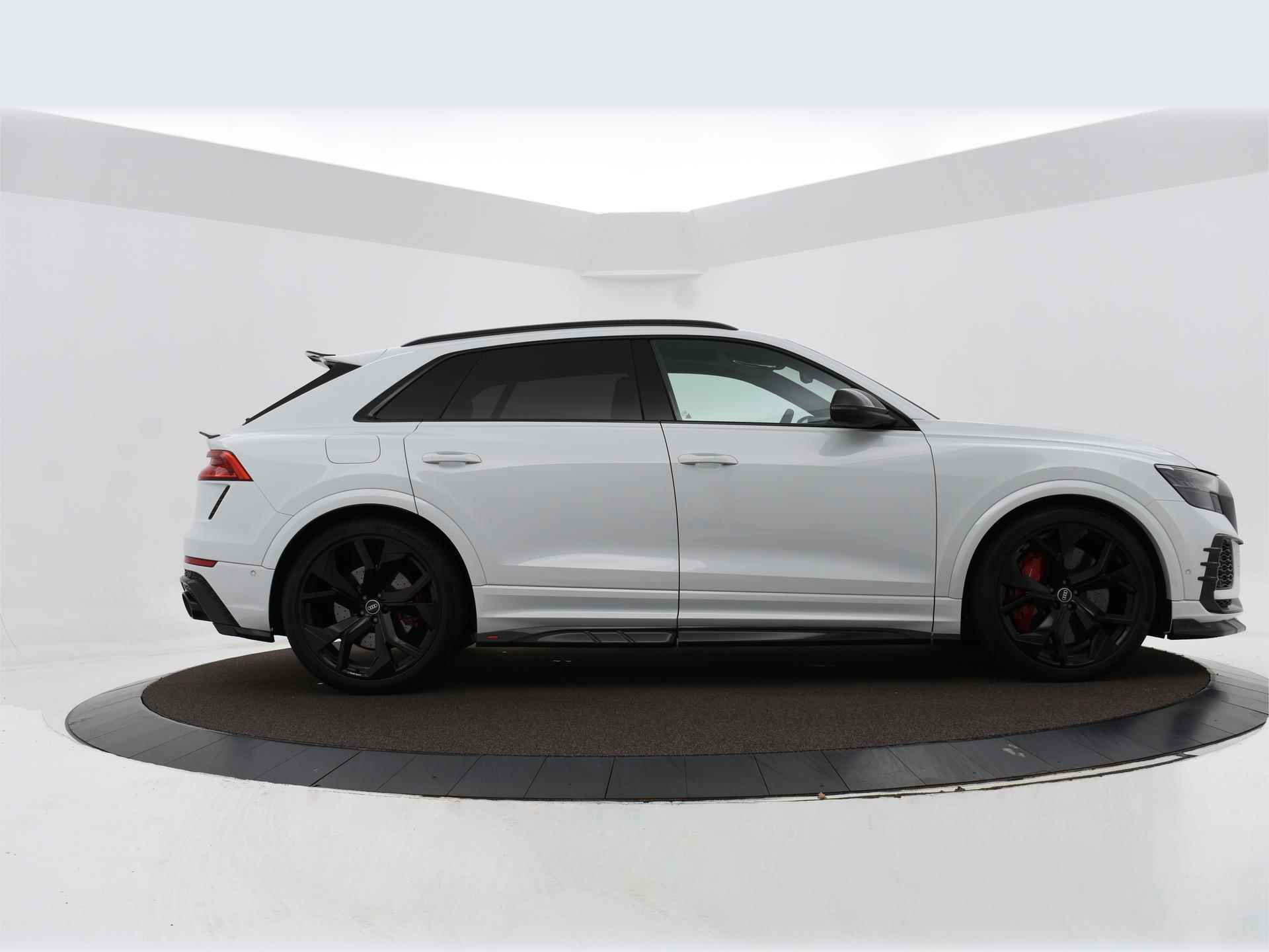 Audi RS Q8 4.0 TFSI 600 pk Quattro | URBAN AUTOMOTIVE | Dynamic Plus Pakket | 305 km/h | Keramische Remmen | Carbon Pakket Binnen + Buiten | Assistentiepakket City | B&O Sound | Standkachel | 360 Camera | Leder · TOPDEAL - 7/47